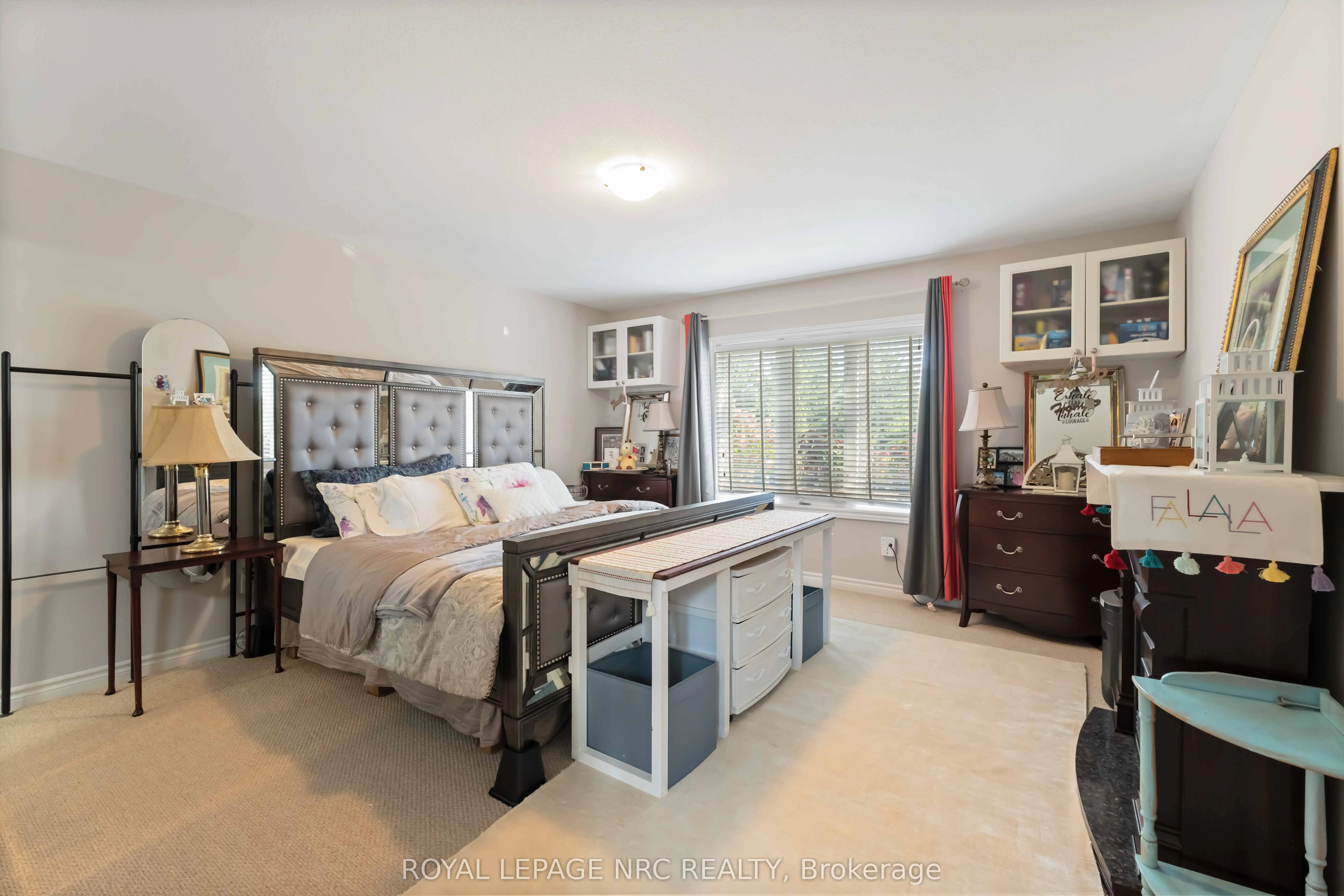 77 Avery Crescent, #10