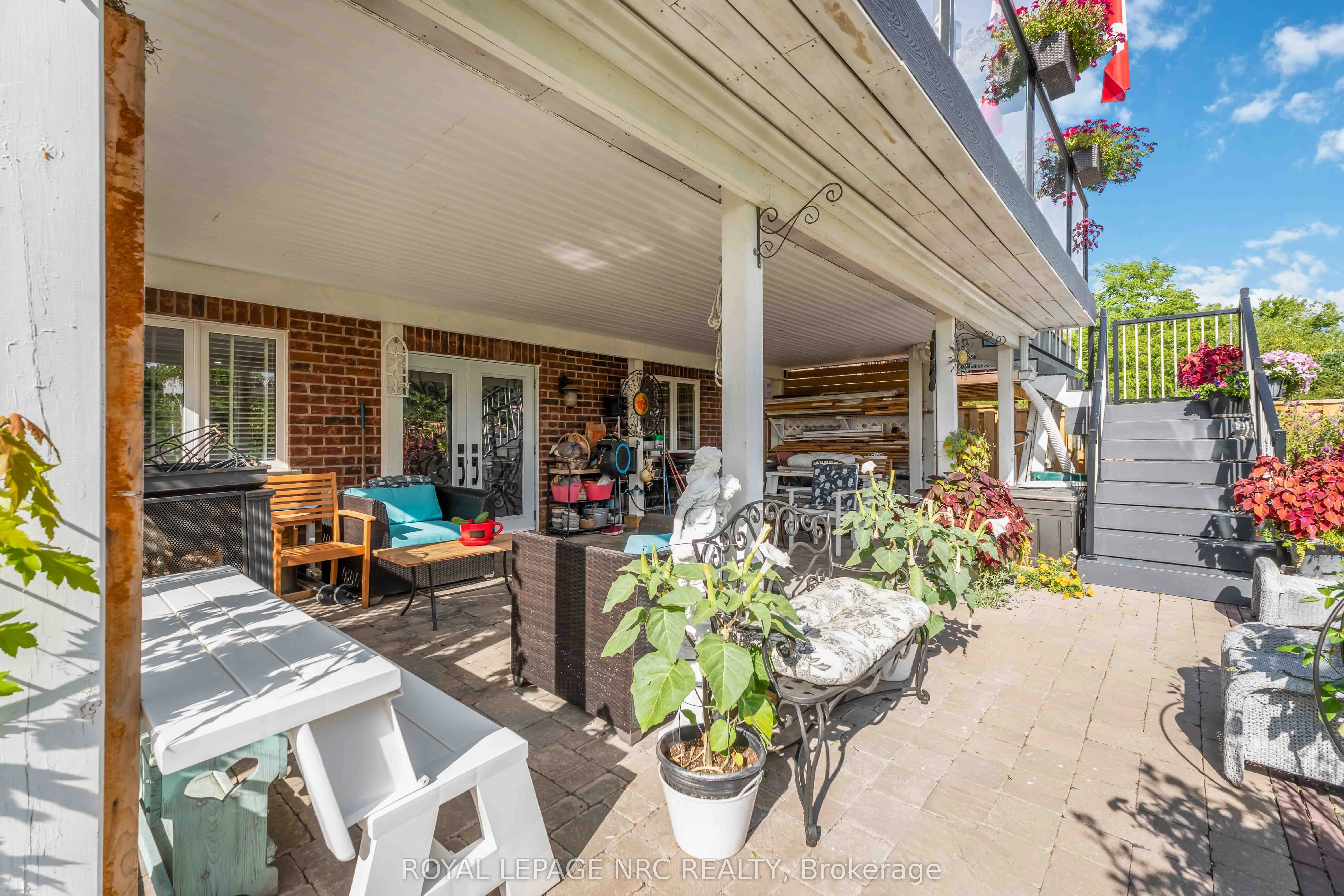 77 Avery Crescent, #10