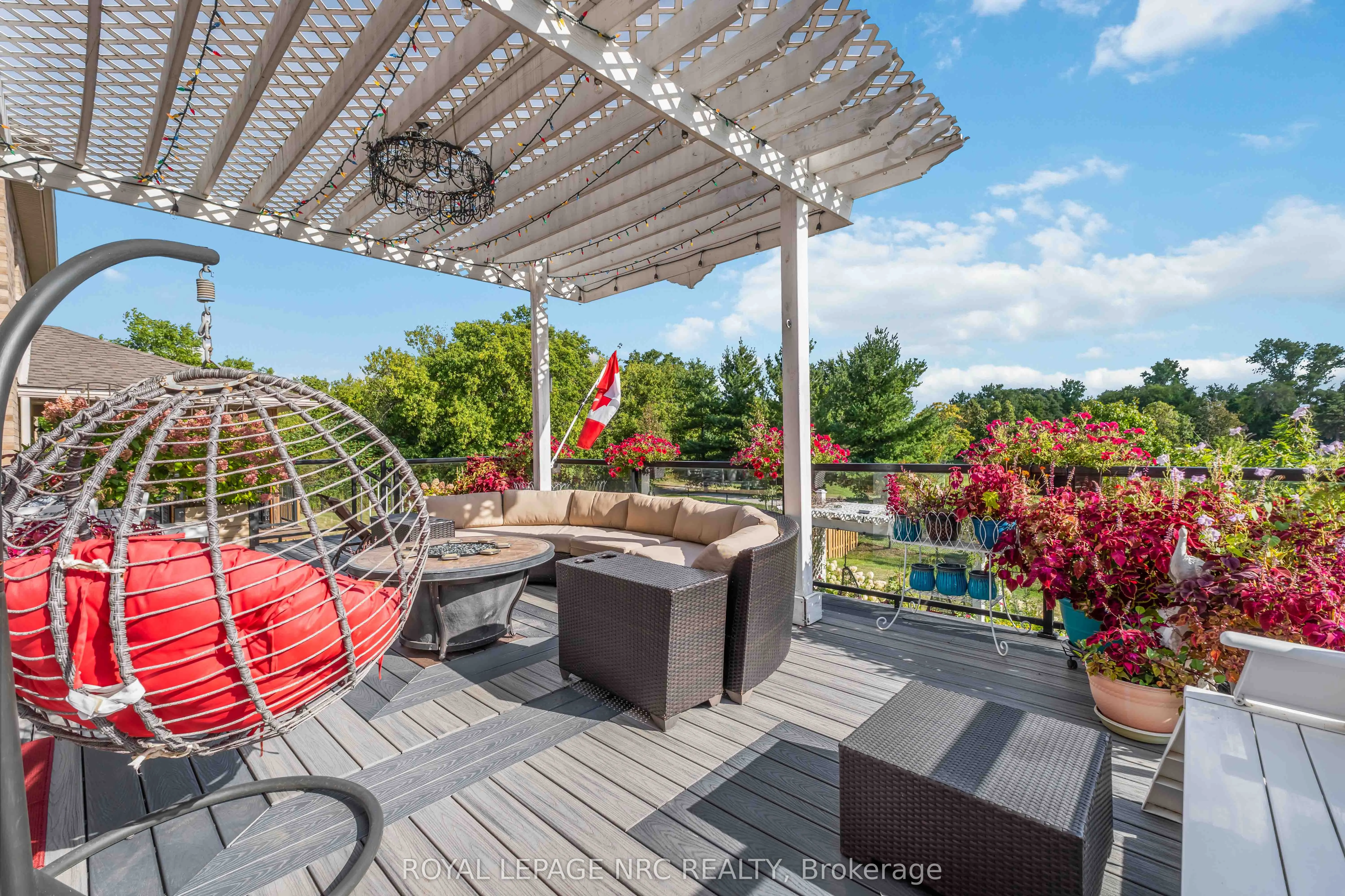 77 Avery Crescent, #10