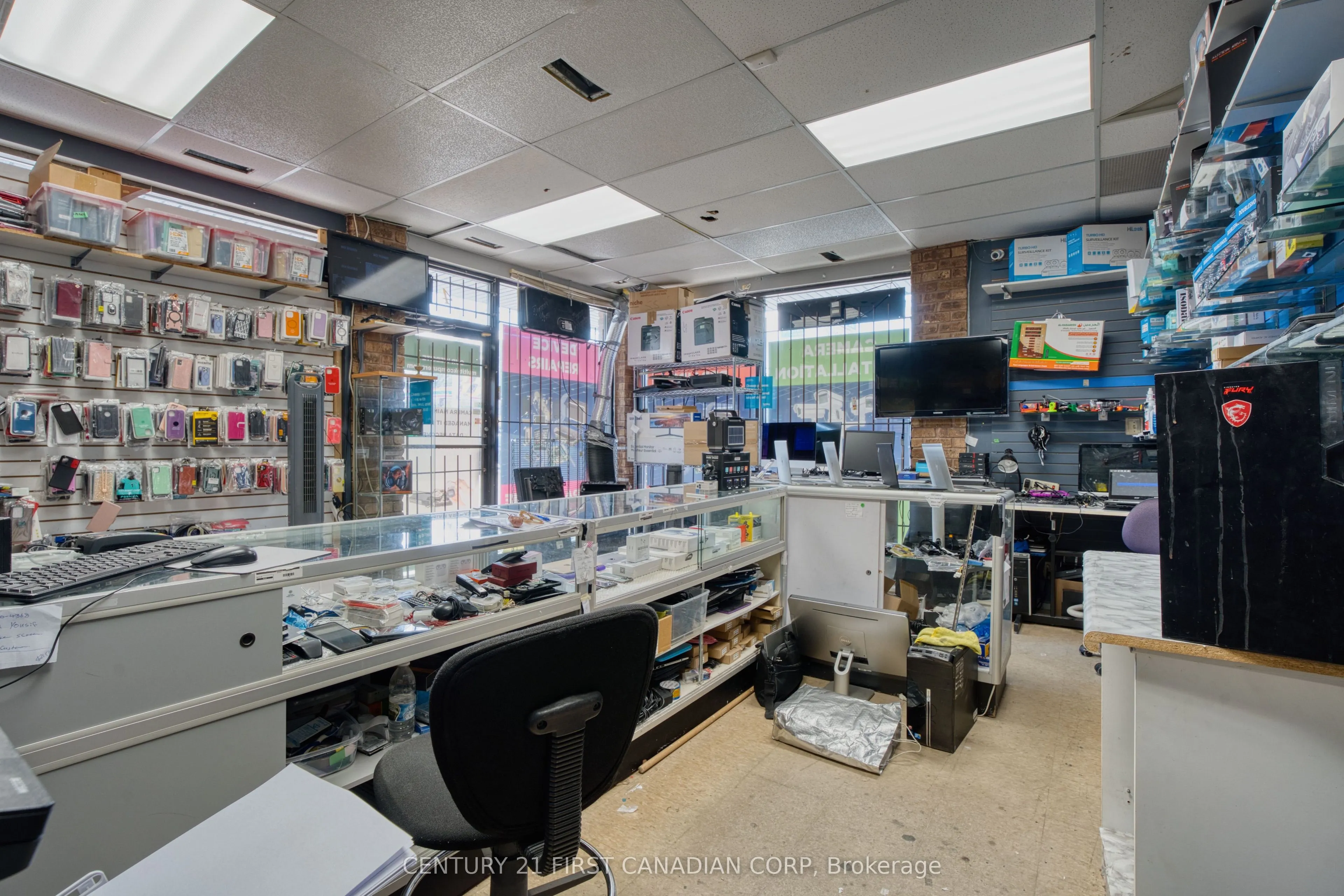 89 Wharncliffe Road N, #Unit 4 & 7