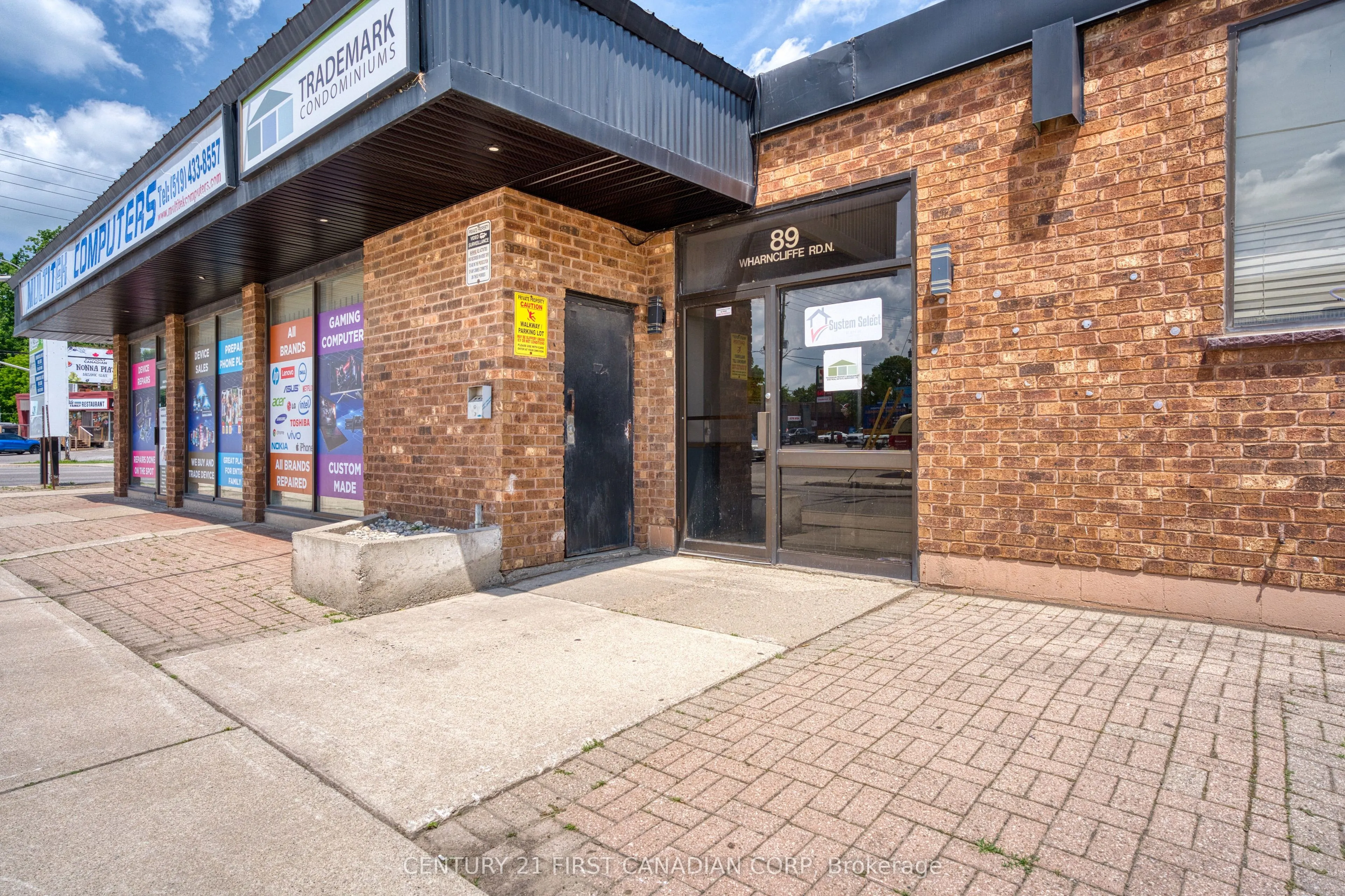 89 Wharncliffe Road N, #Unit 4 & 7