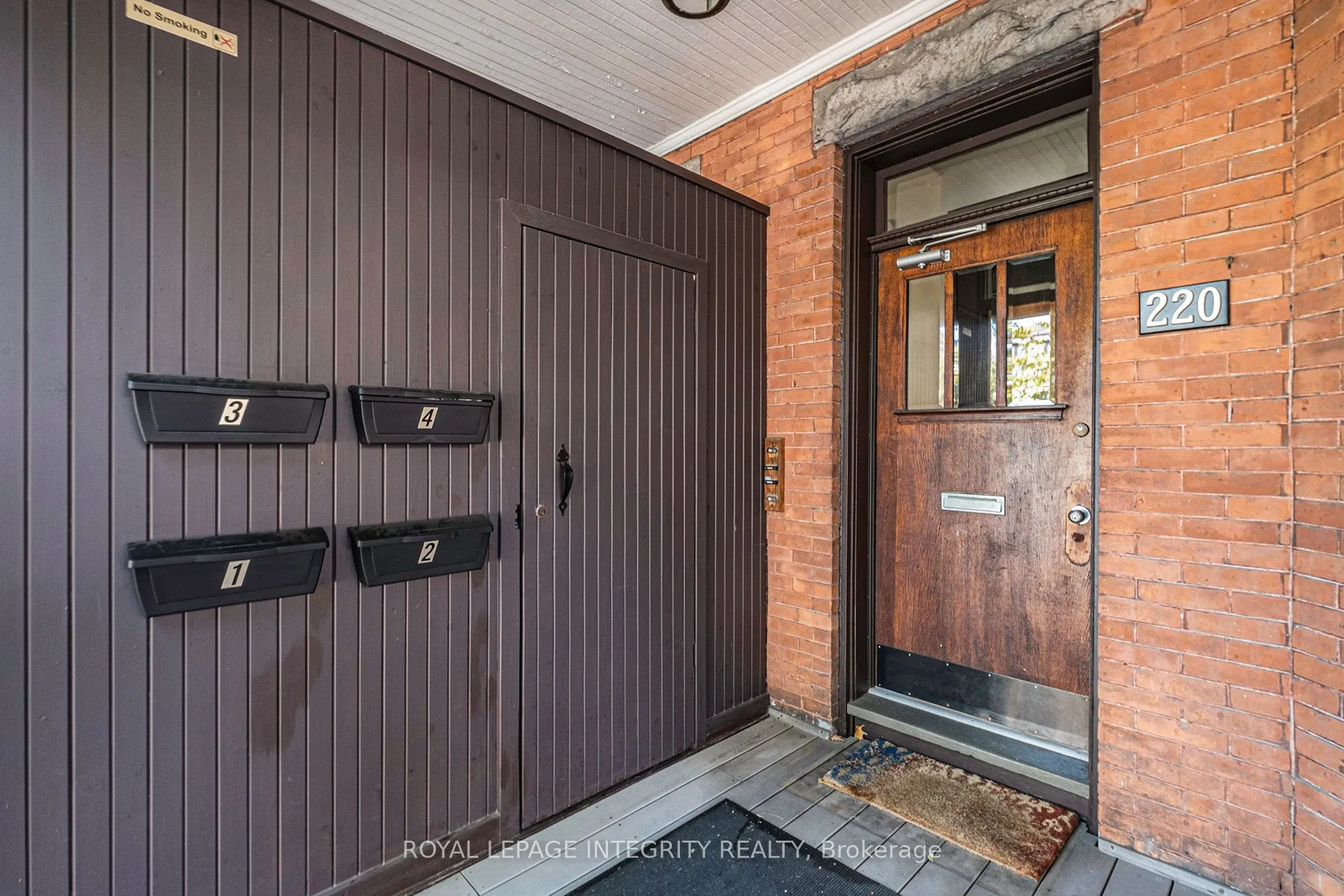 220 POWELL Avenue, #4