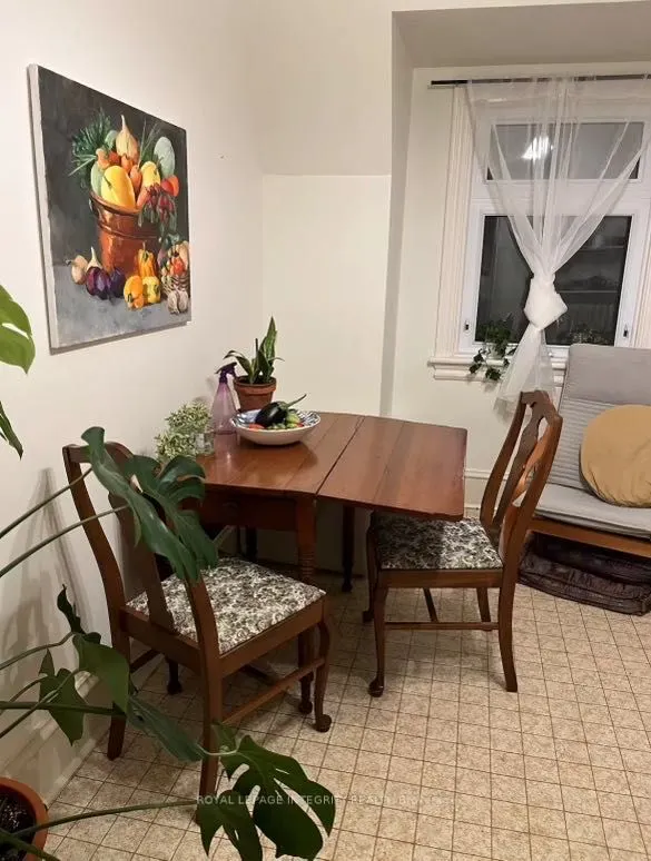 220 POWELL Avenue, #4