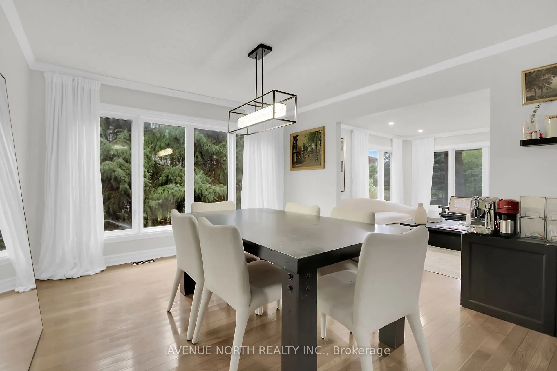65 Rothwell Drive