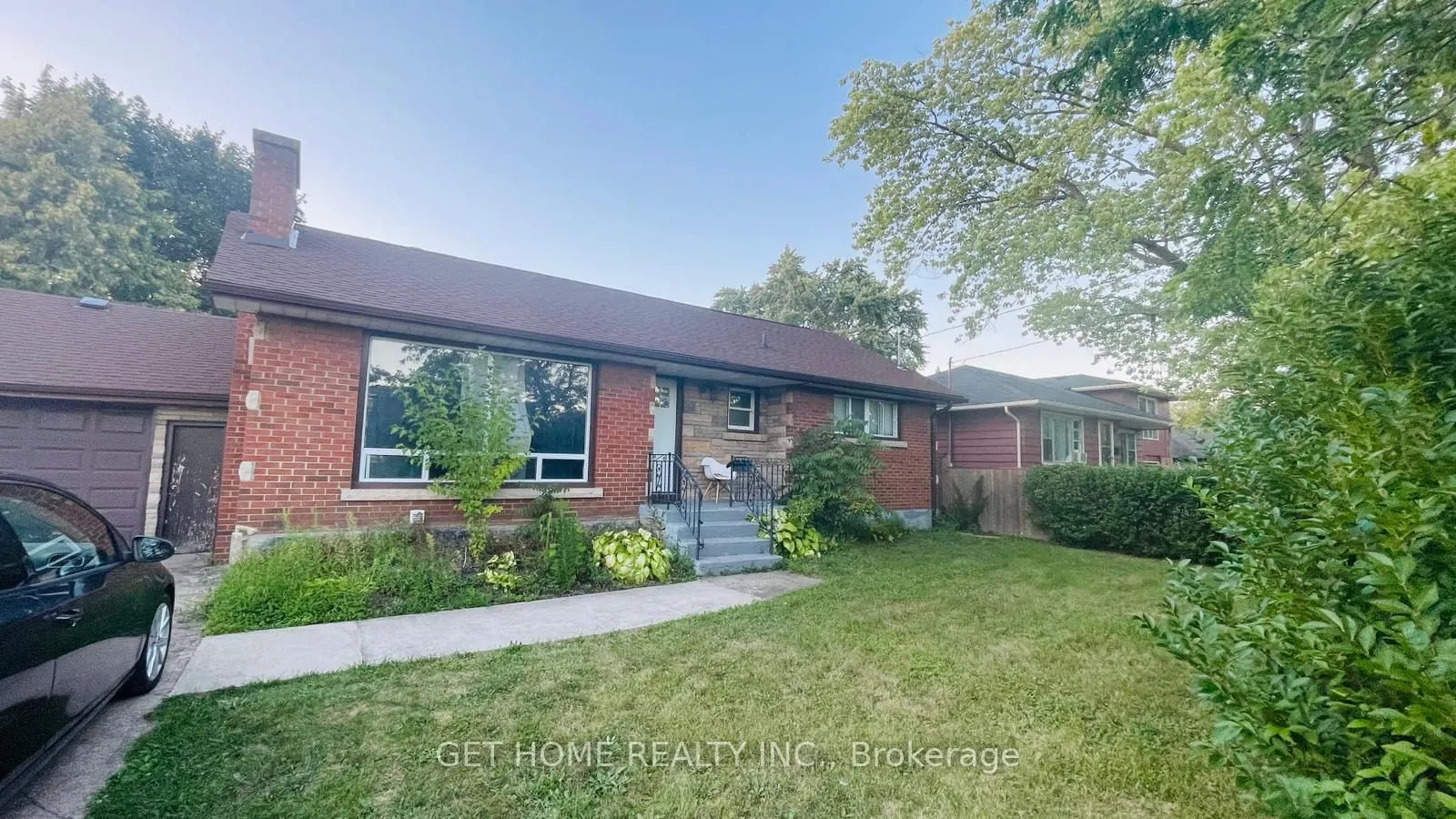 15 Silverdale Drive