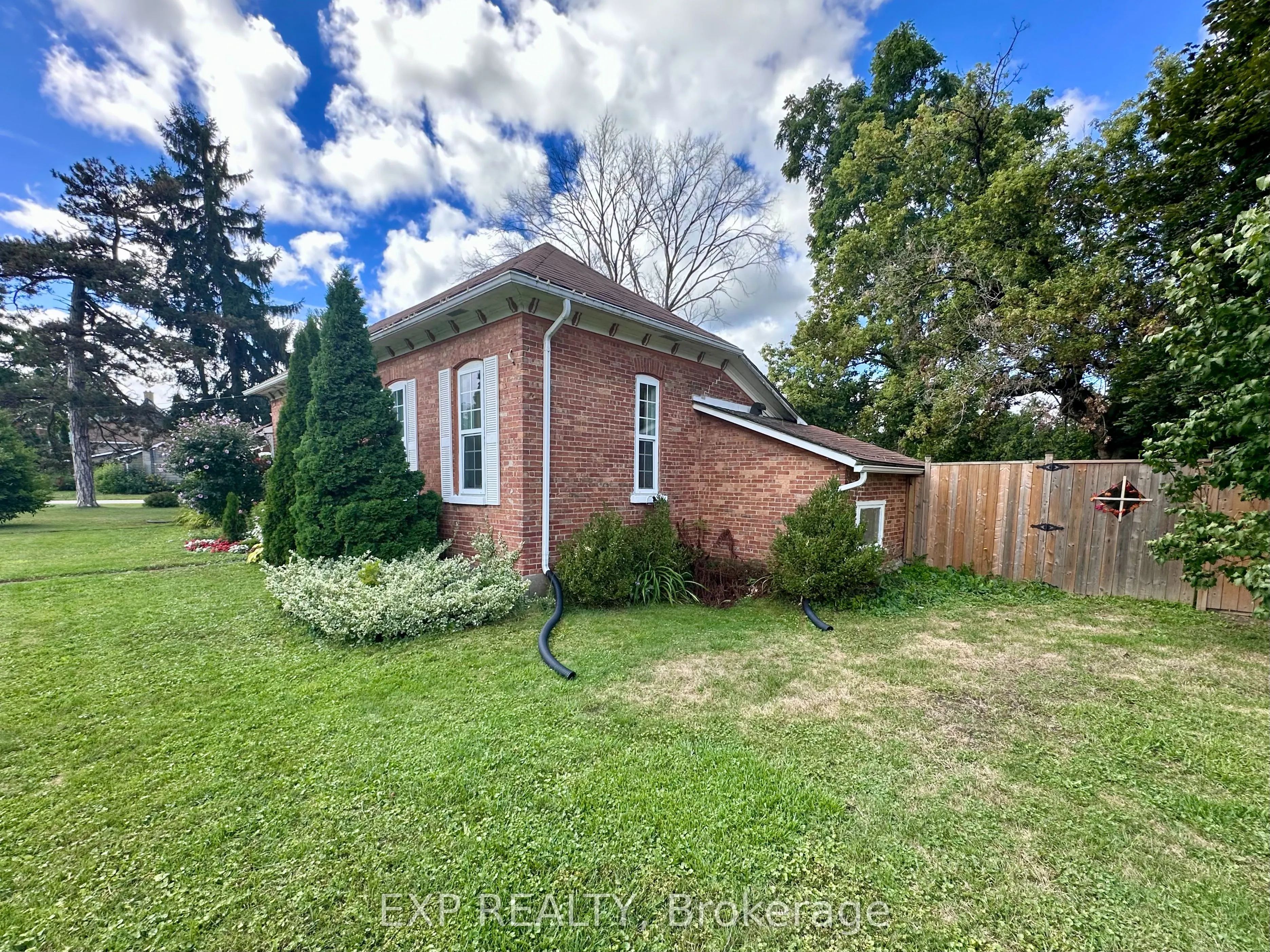 76 Sarah Street