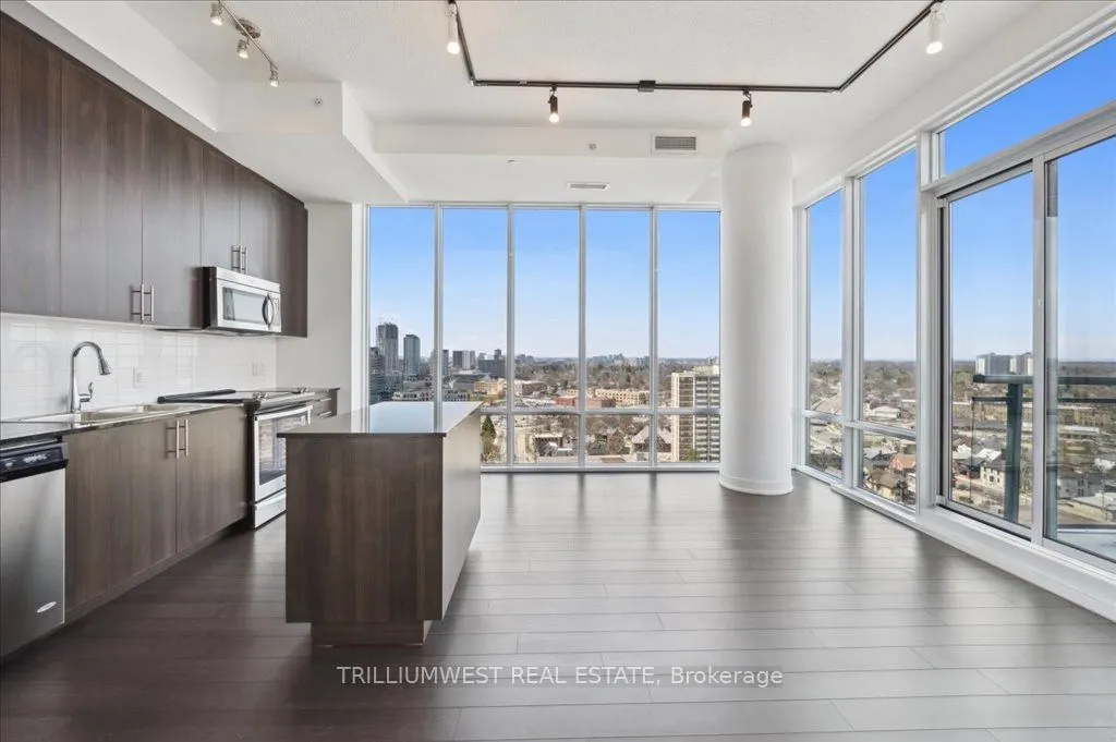 85 Duke Street W, #1702