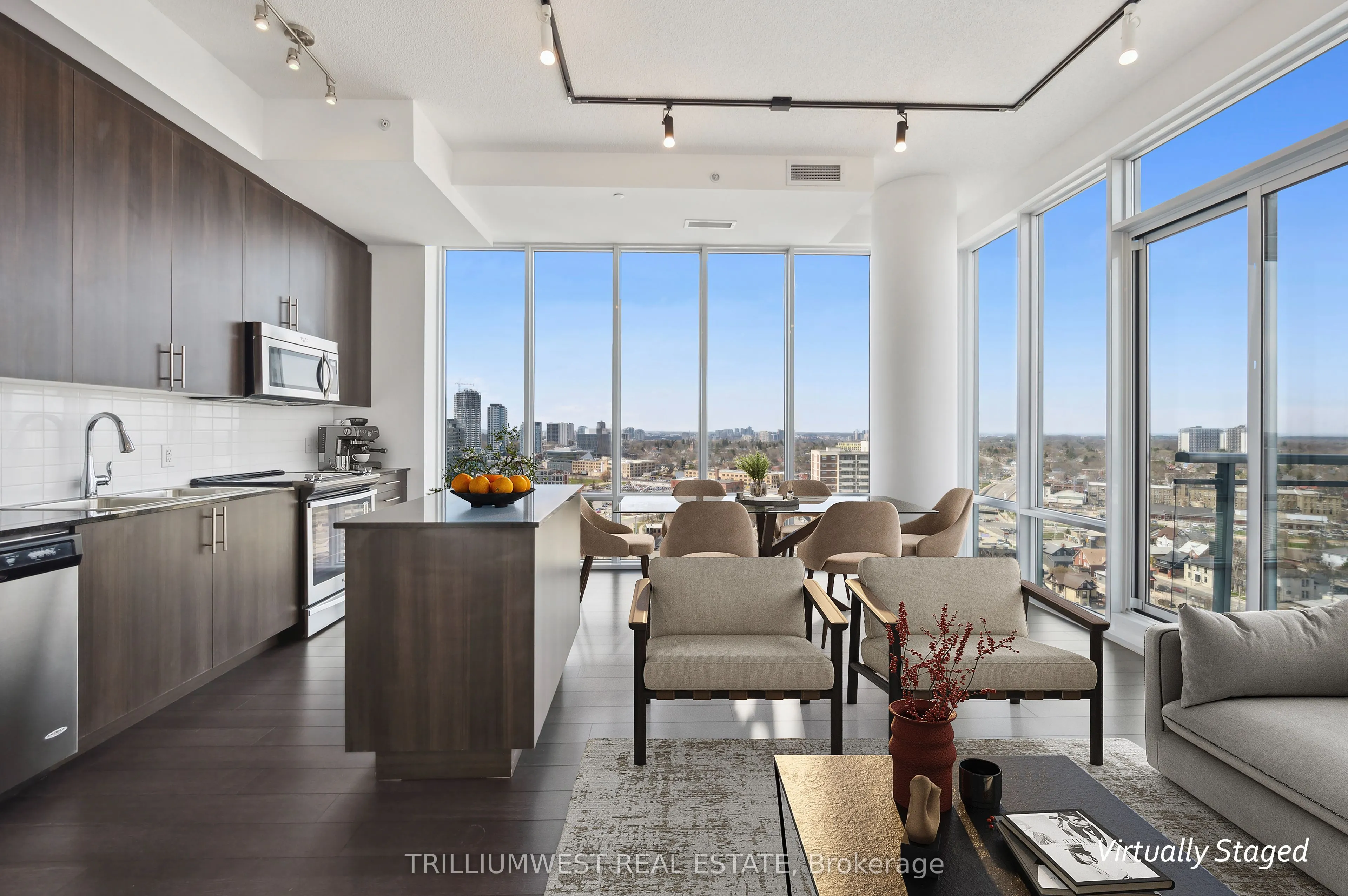 85 Duke Street W, #1702