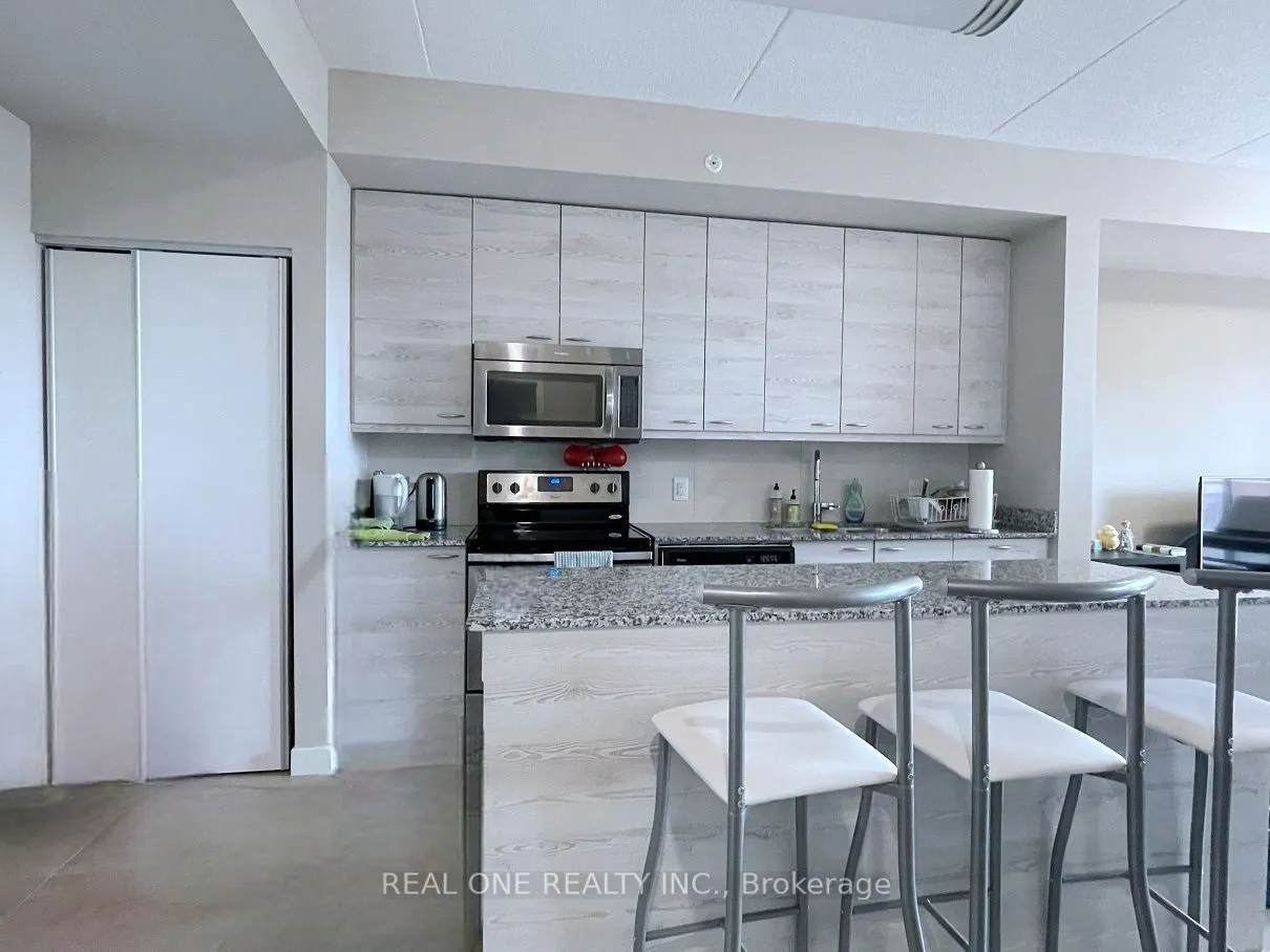 280 Lester Street, #514