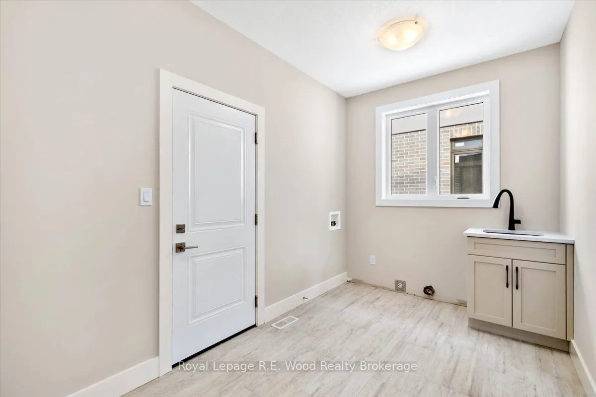 61 Sunview Drive