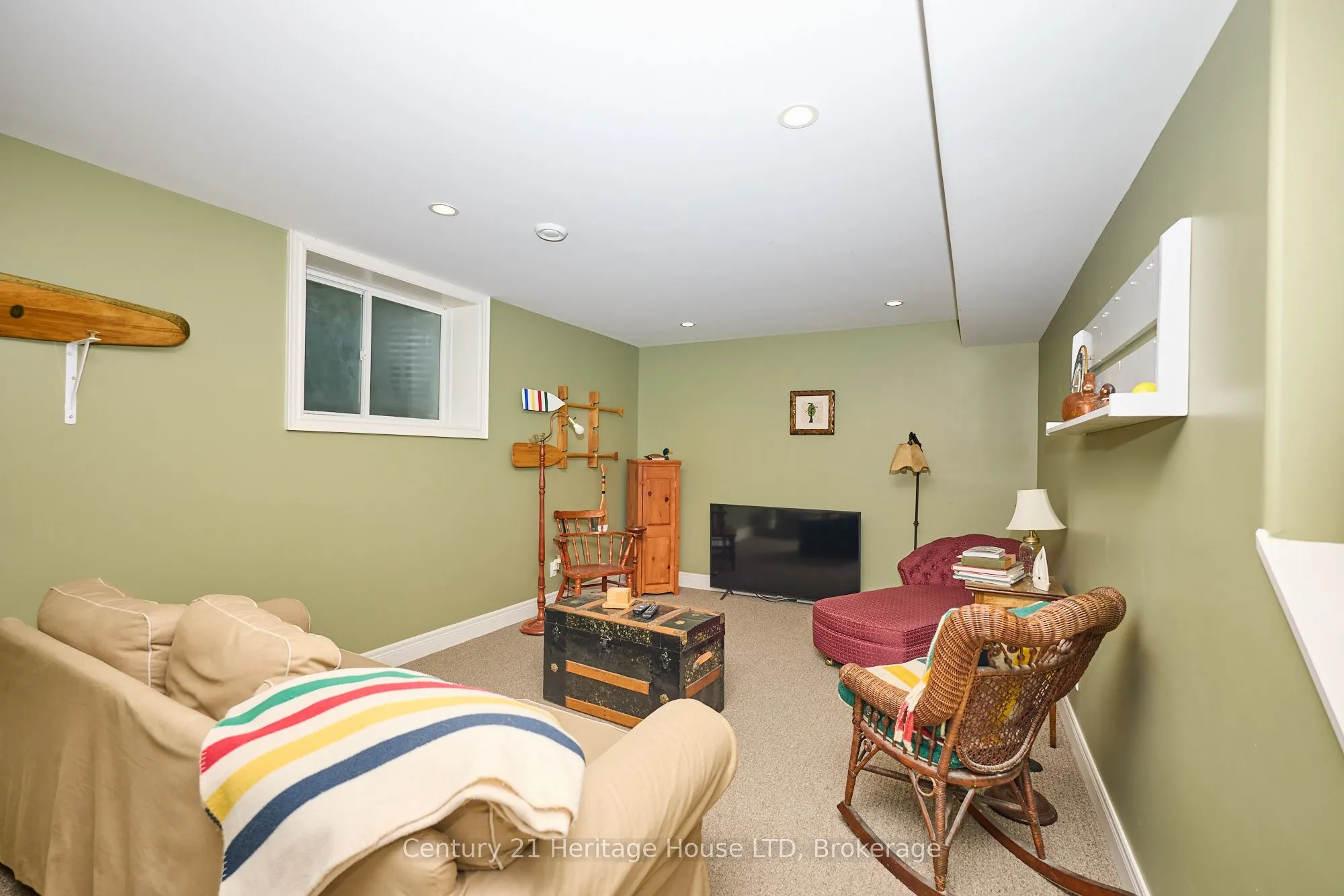 32 Sunrise Court