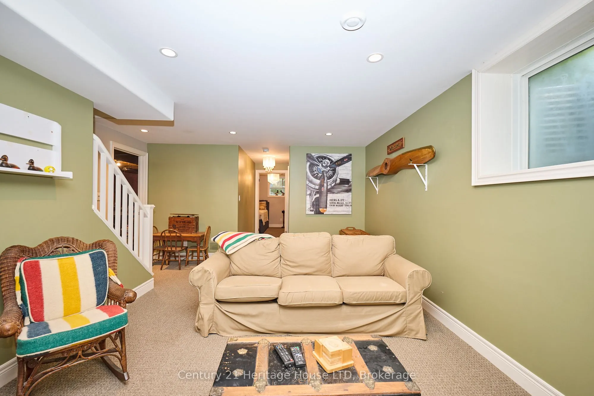 32 Sunrise Court