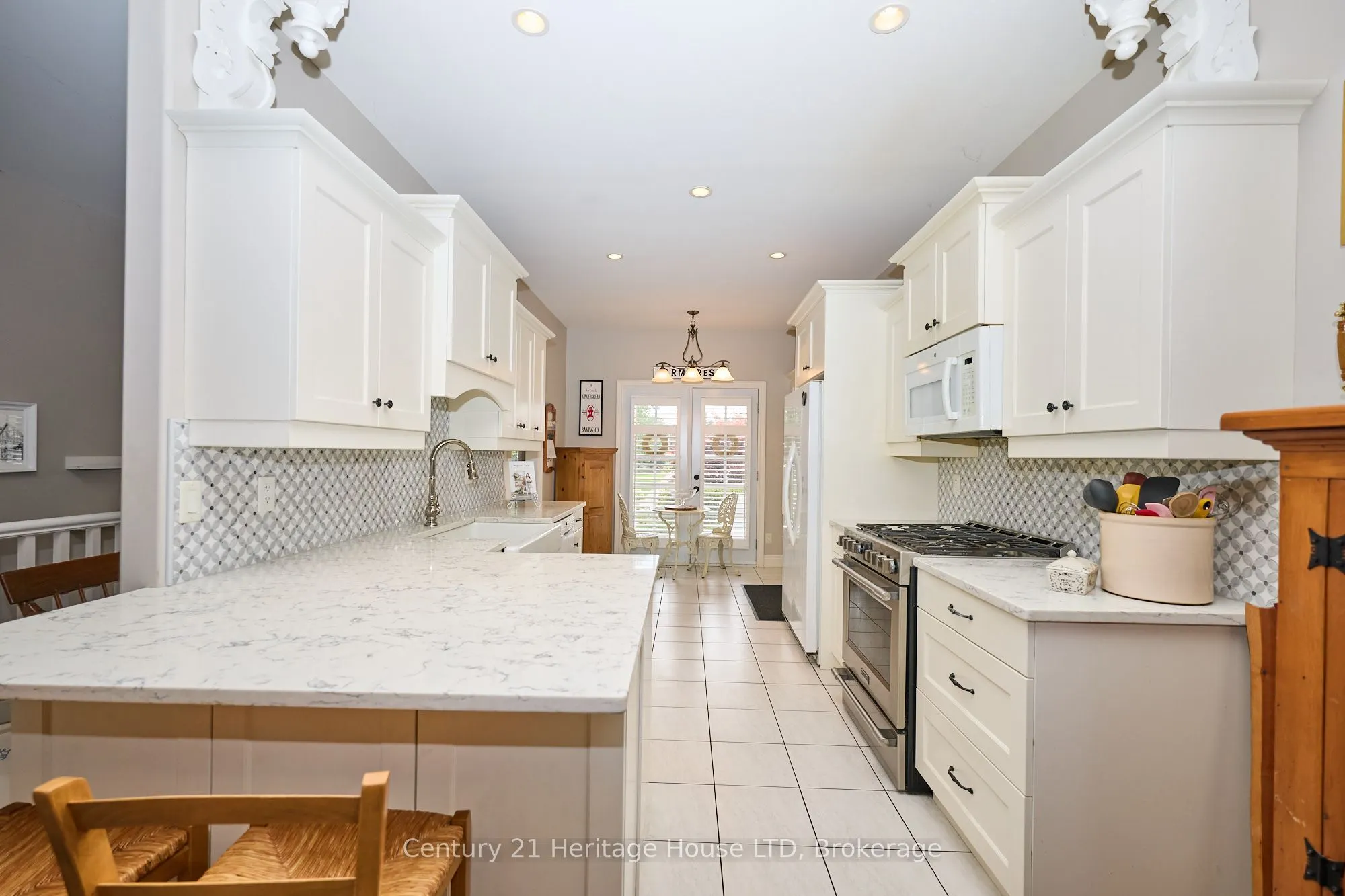 32 Sunrise Court