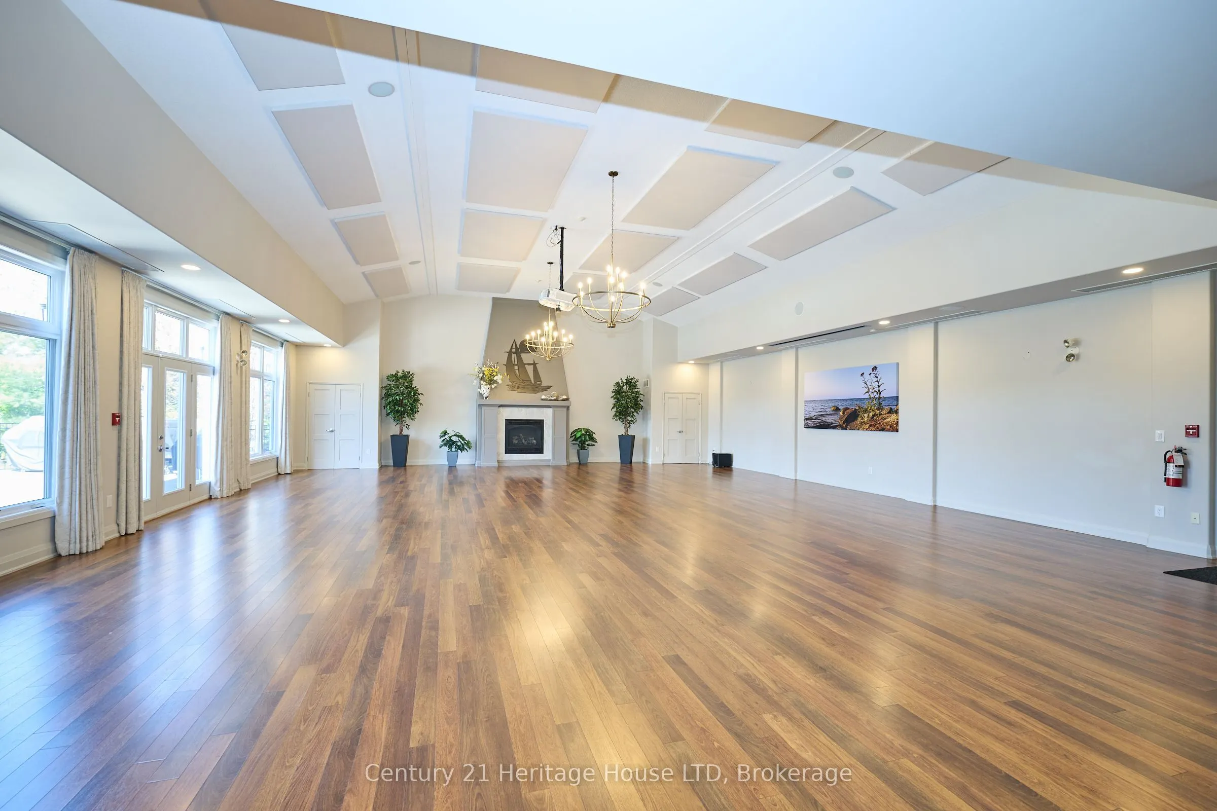 32 Sunrise Court