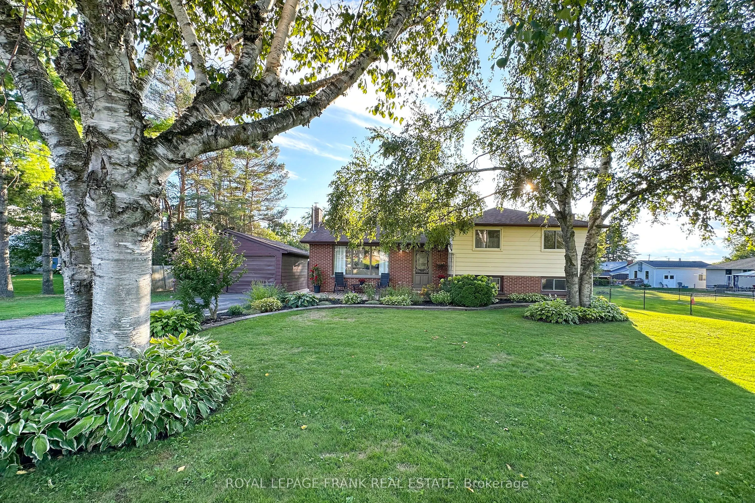 4 Arbour Court