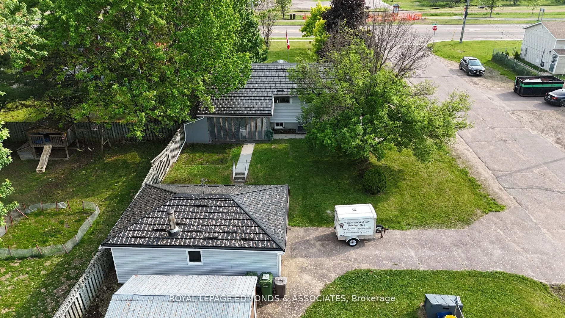 3283 Petawawa Boulevard