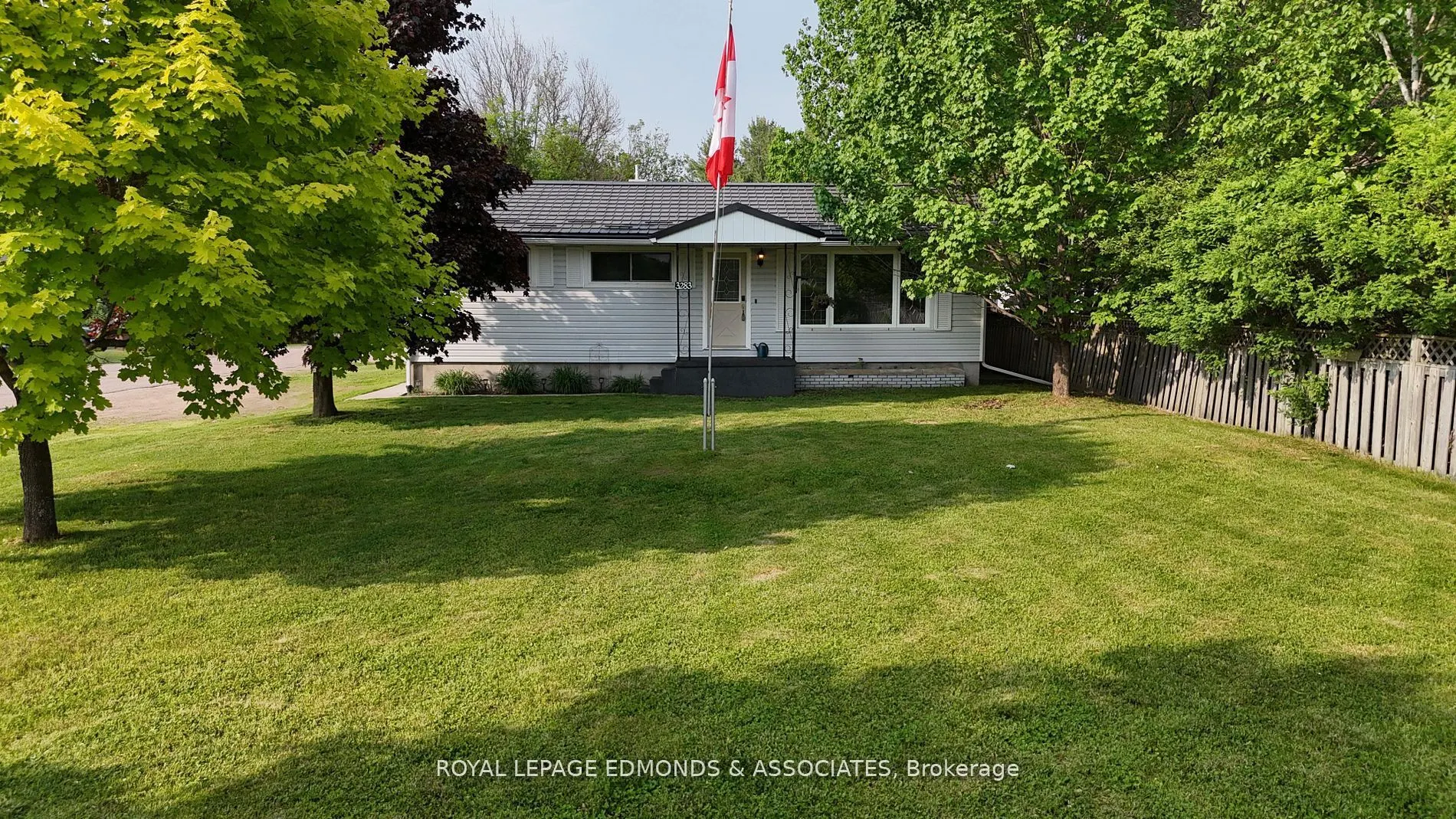 3283 Petawawa Boulevard