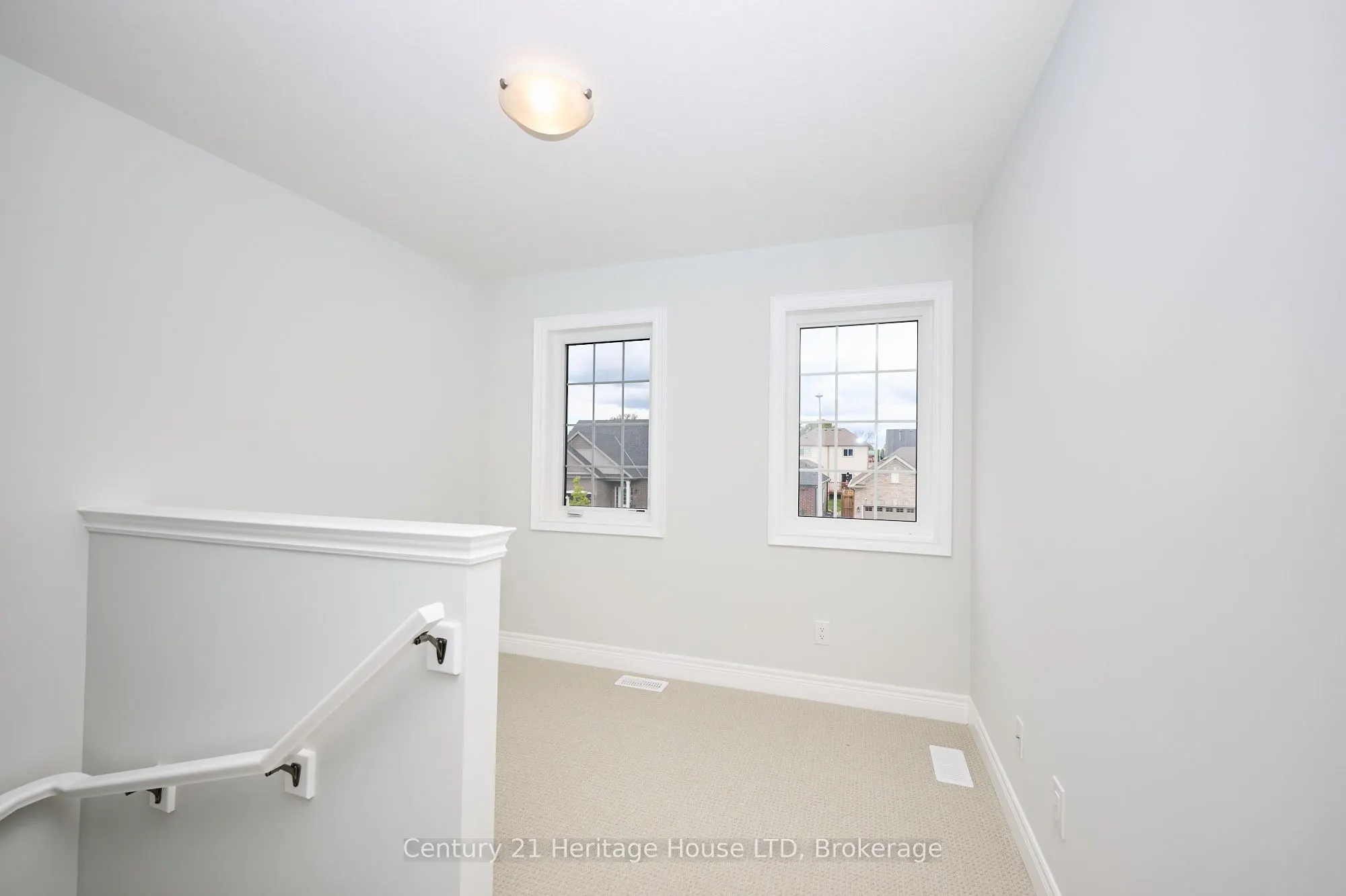 427 Williams Crescent