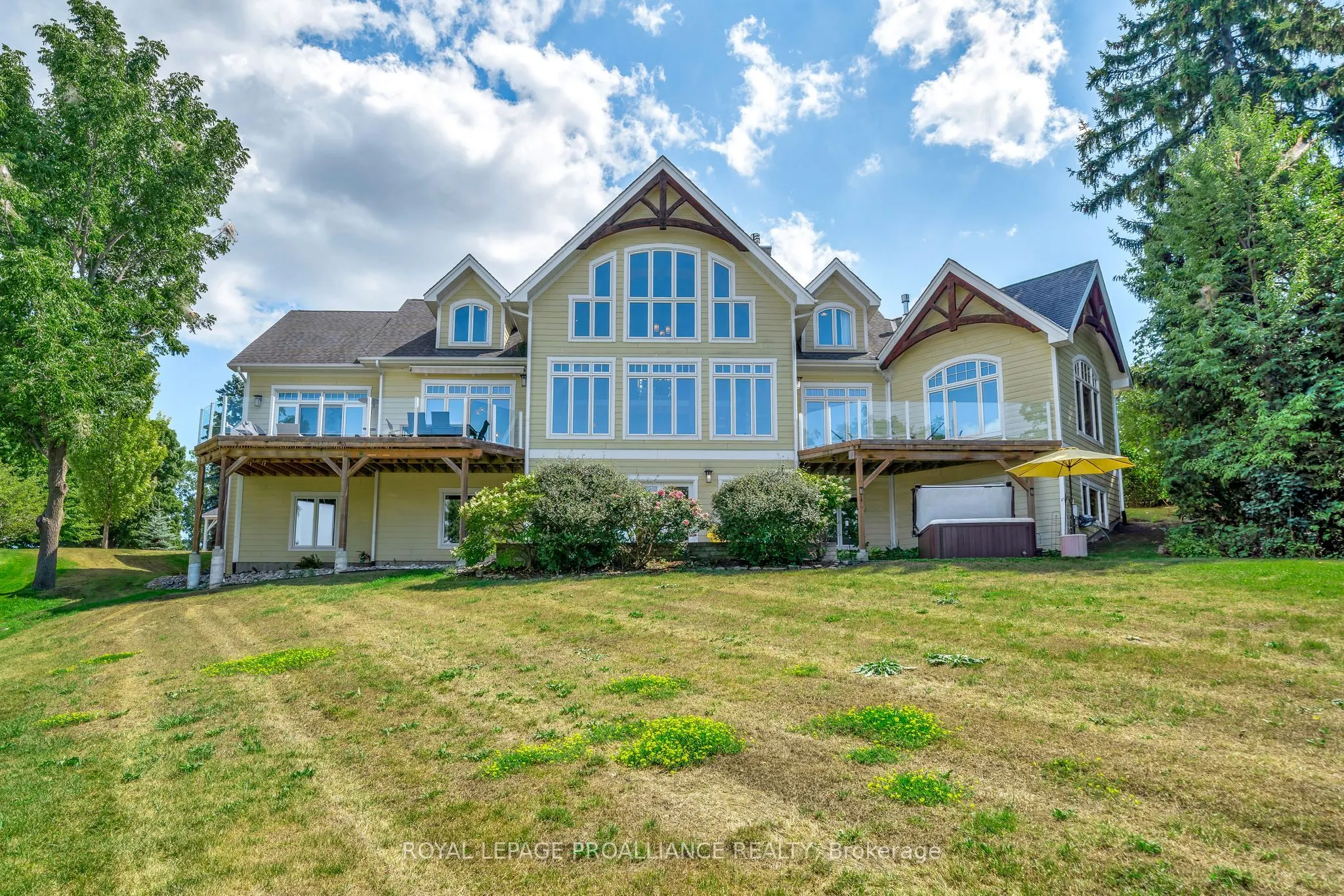 12698 Loyalist Parkway