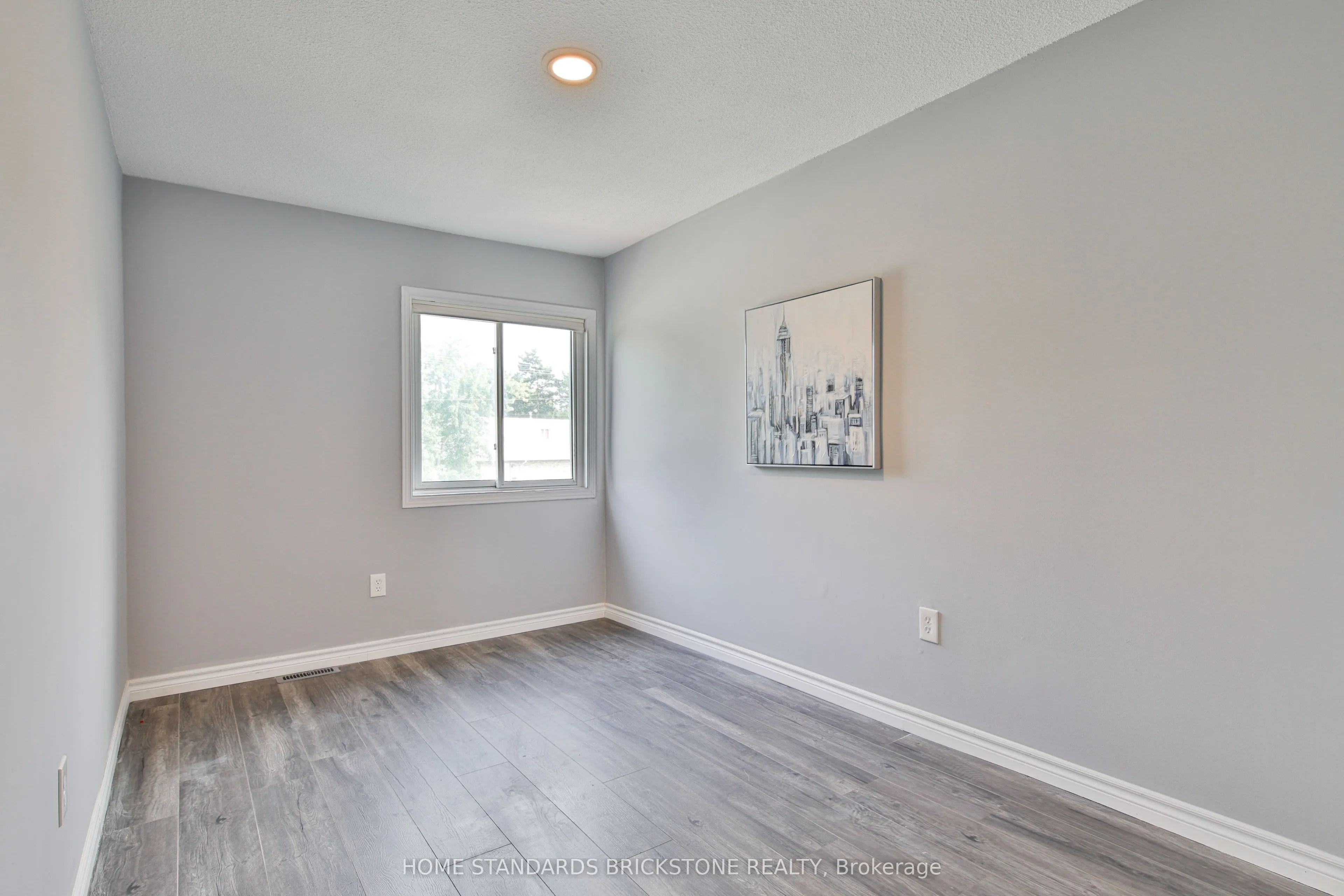 700 Osgoode Drive N, #38