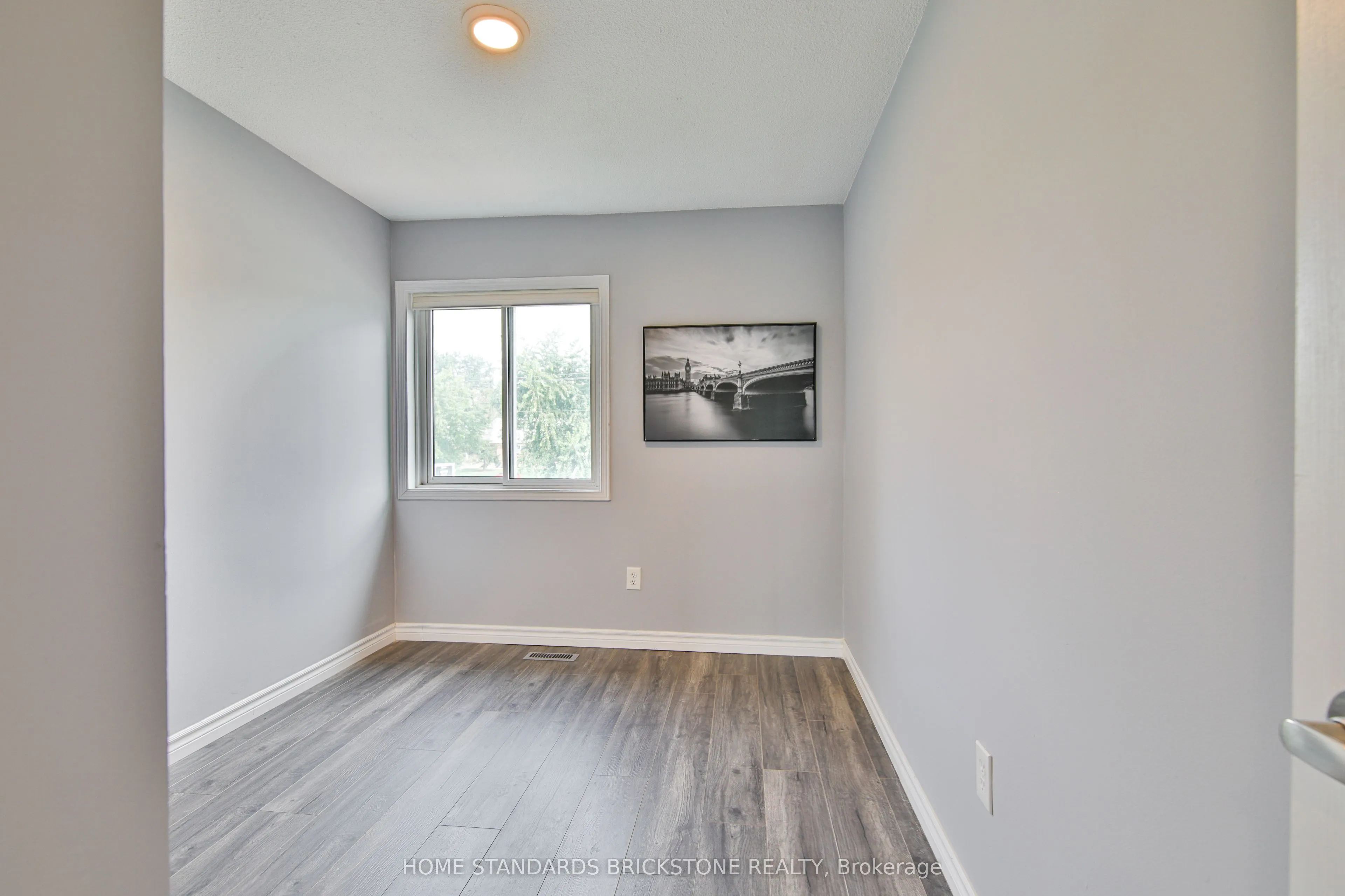 700 Osgoode Drive N, #38