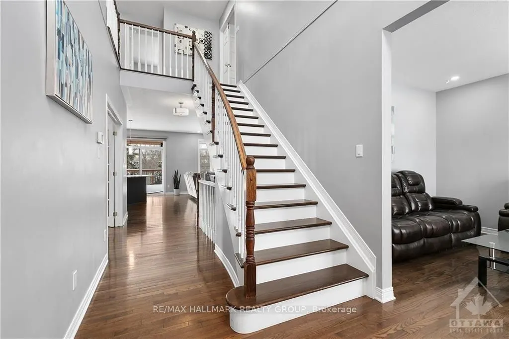 4464 Shoreline Drive