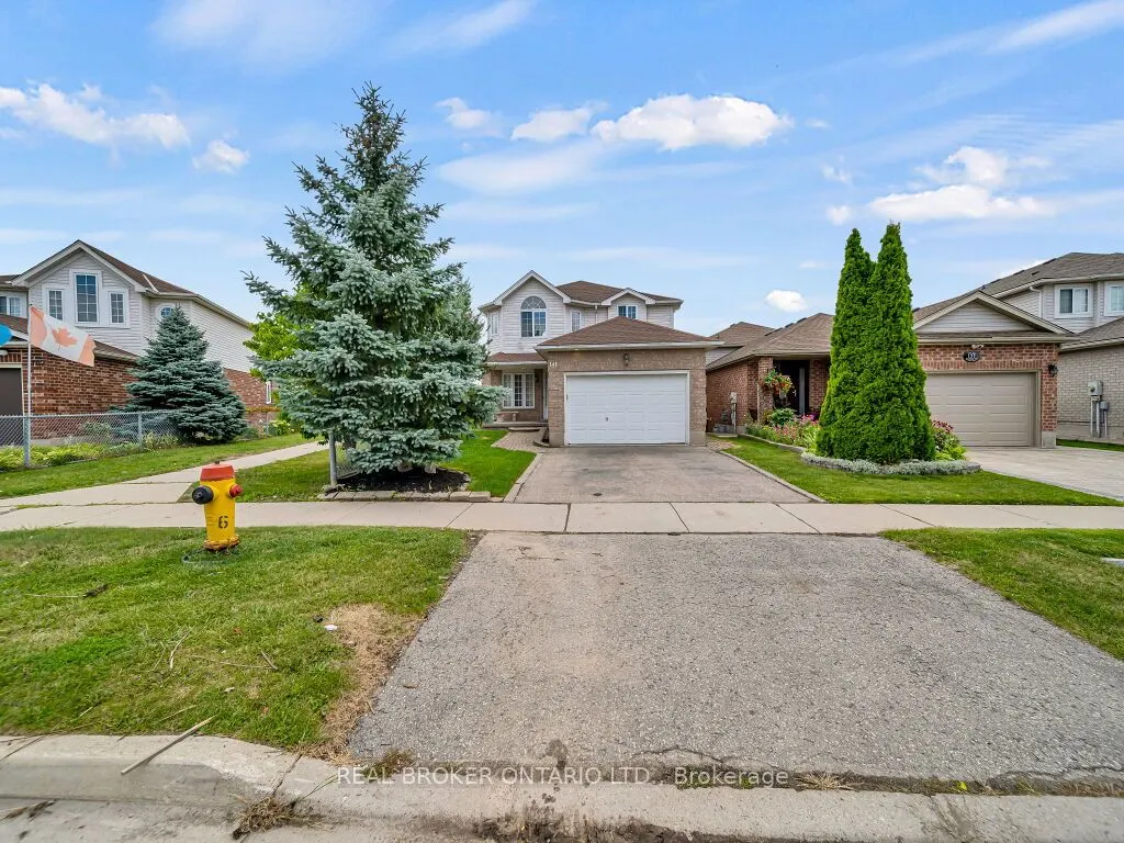 141 Hollyridge Crescent