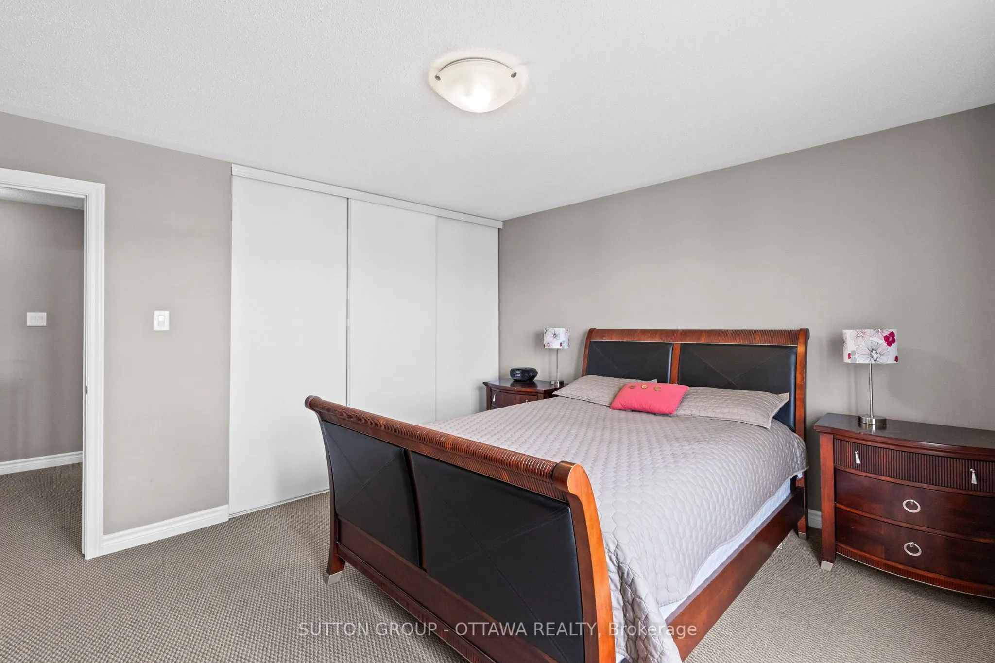 474 Clearbrook Drive, #8