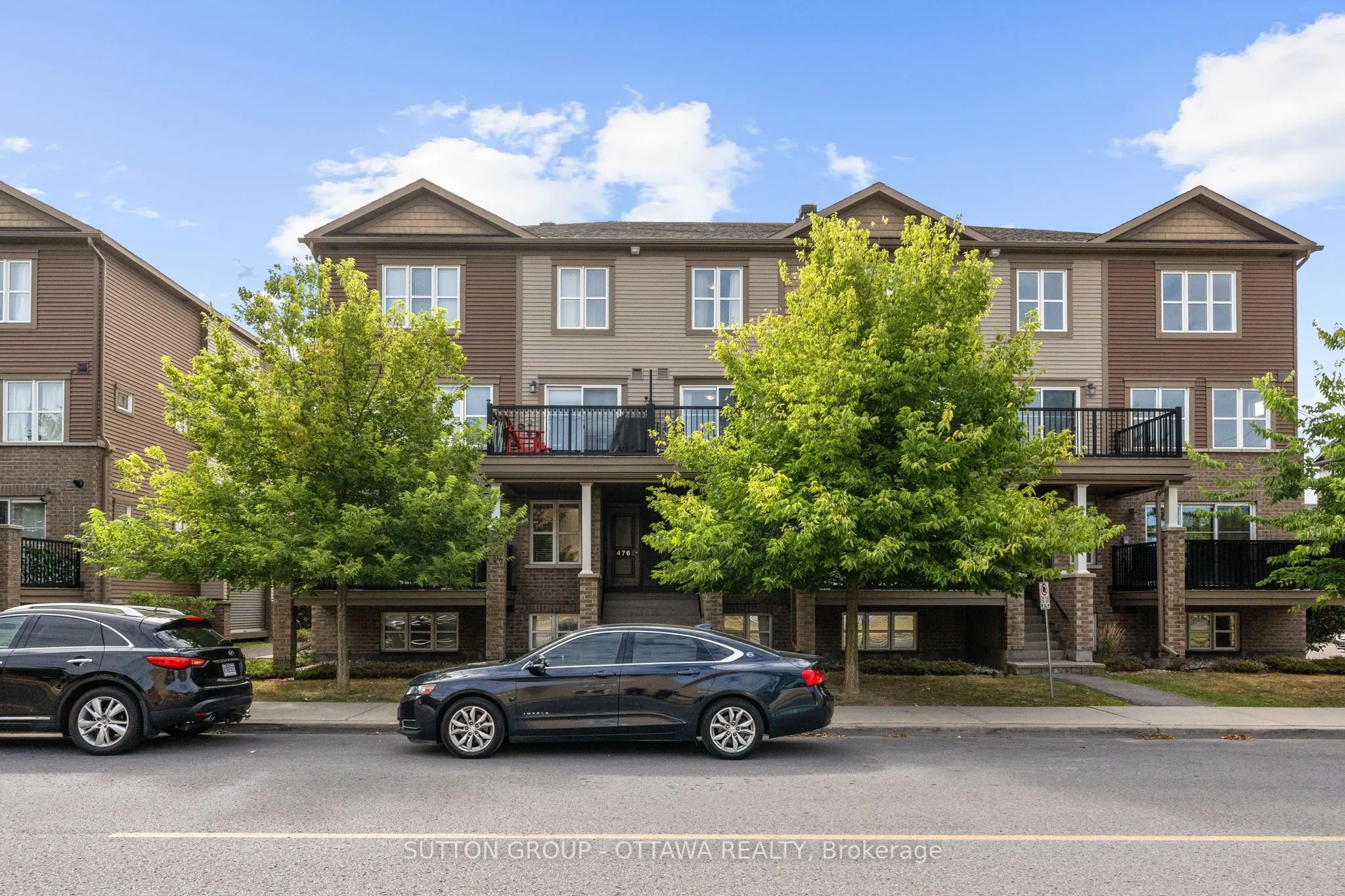 474 Clearbrook Drive, #8