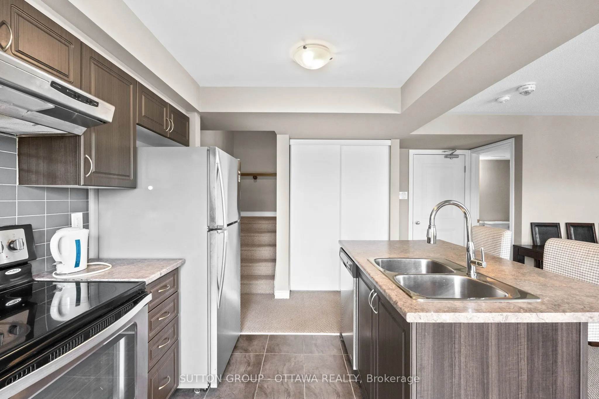 474 Clearbrook Drive, #8