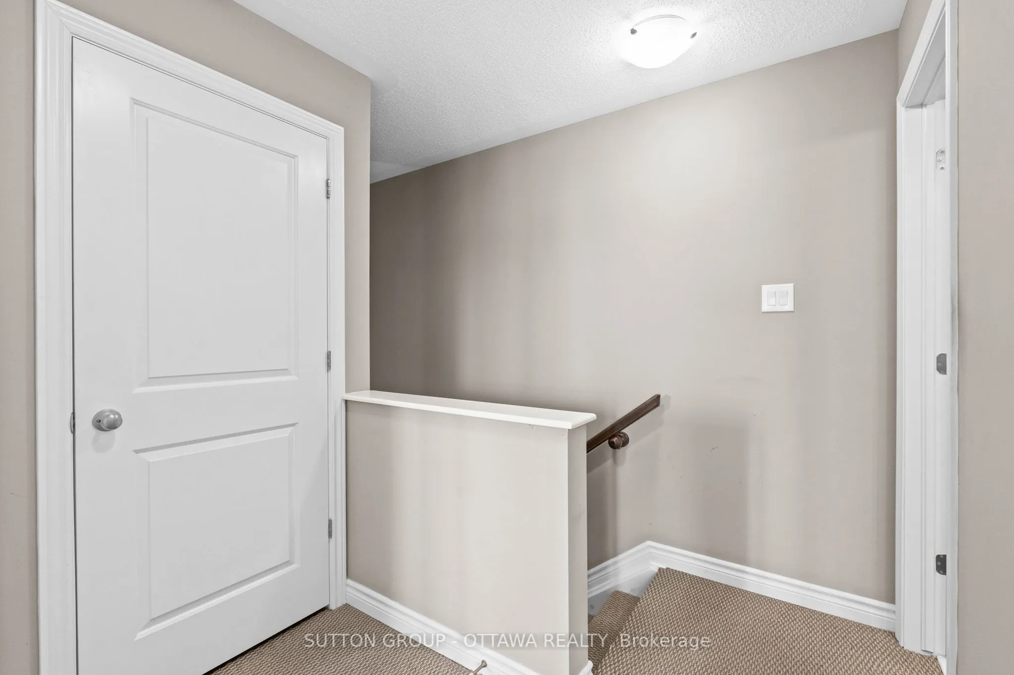 474 Clearbrook Drive, #8