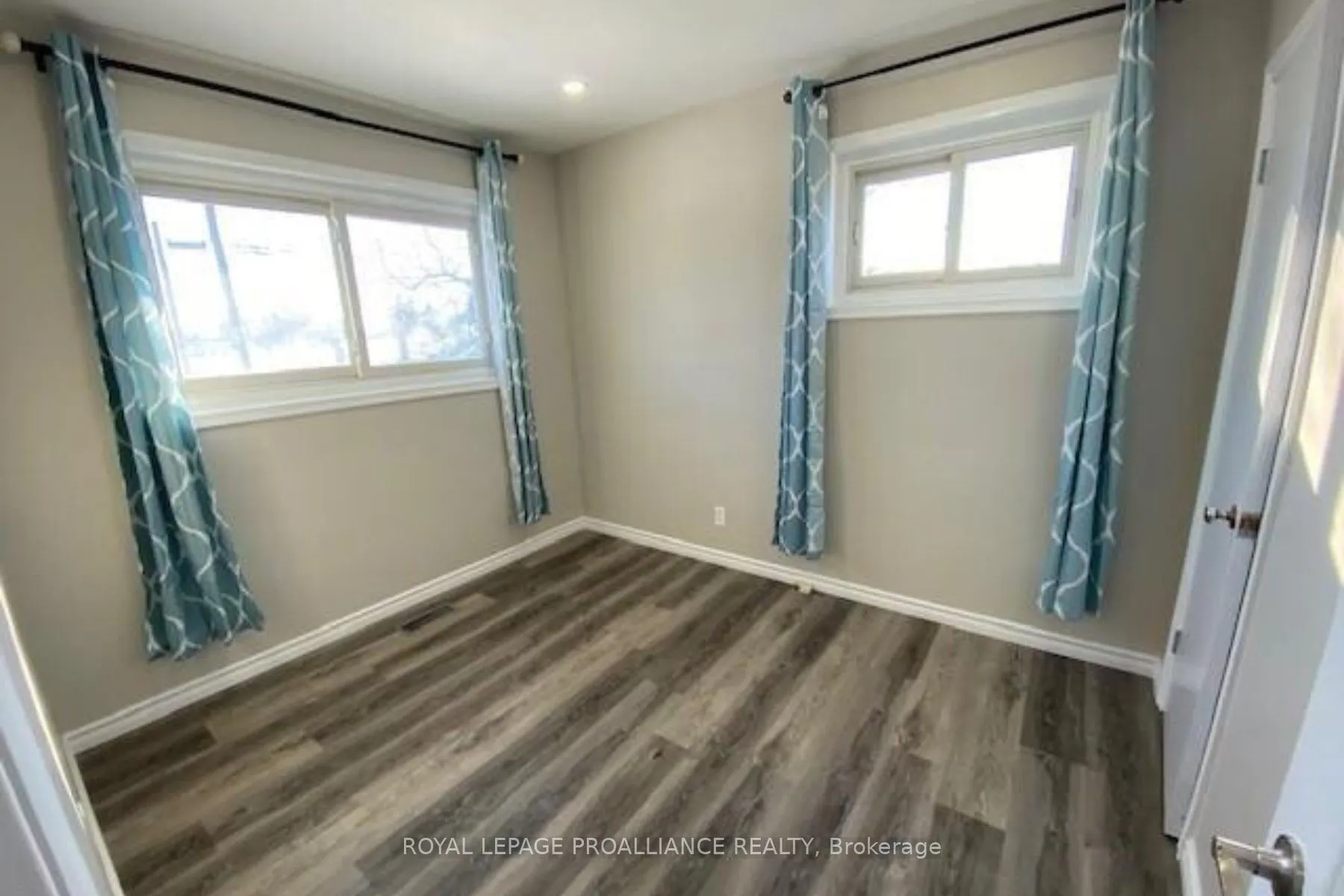 44 North Park Gardens, #A