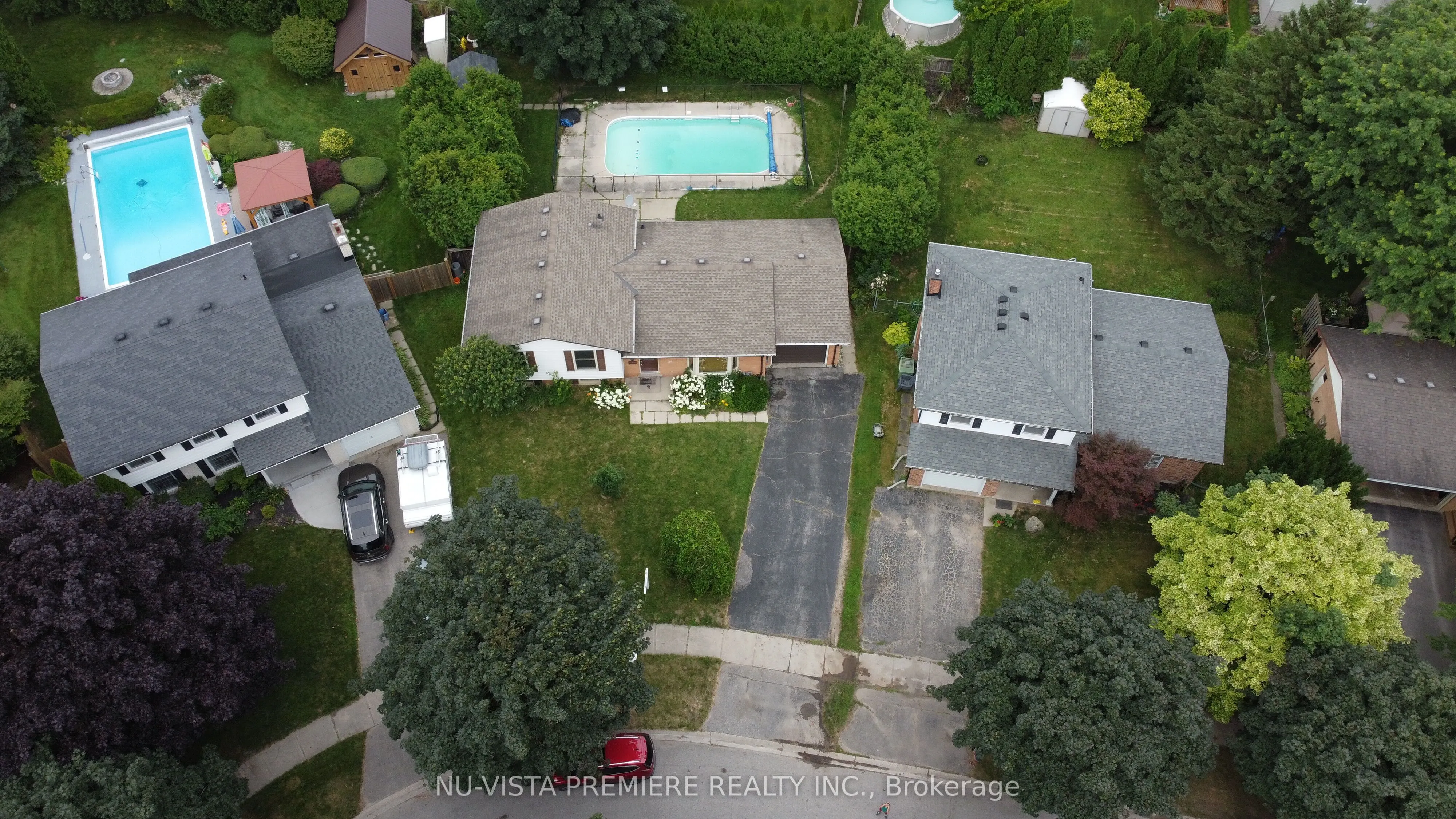 57 McTaggart Crescent