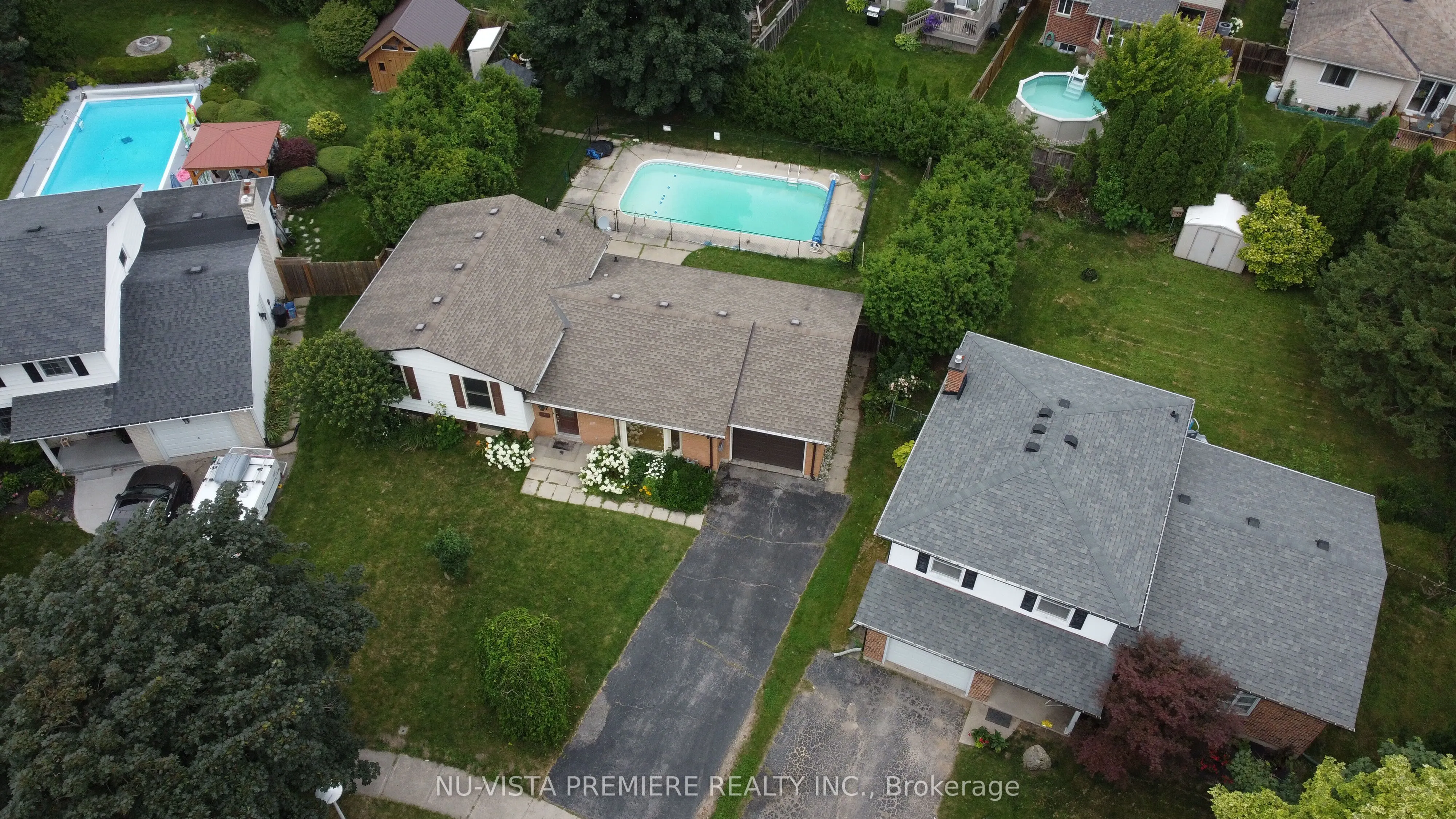 57 McTaggart Crescent