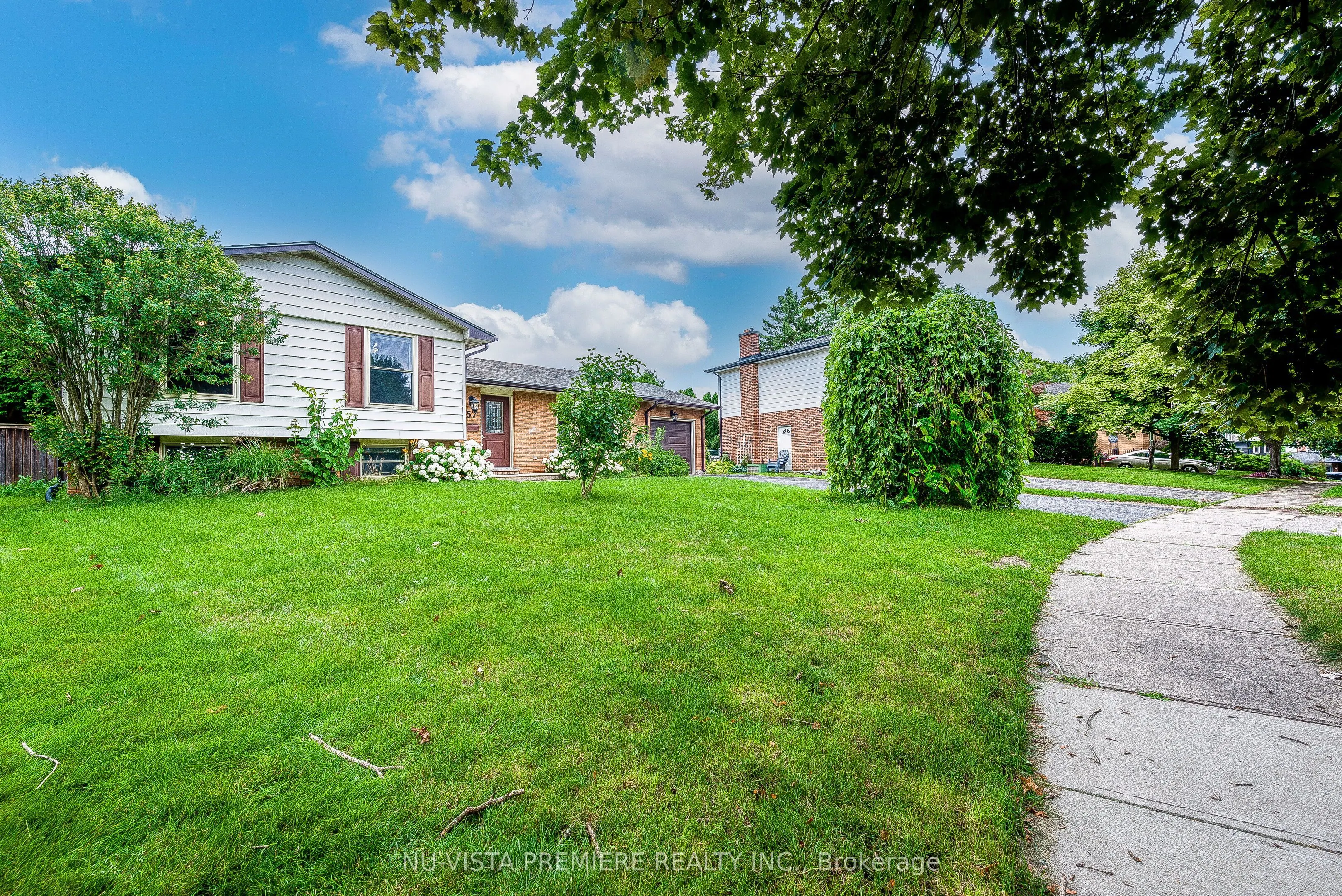 57 McTaggart Crescent