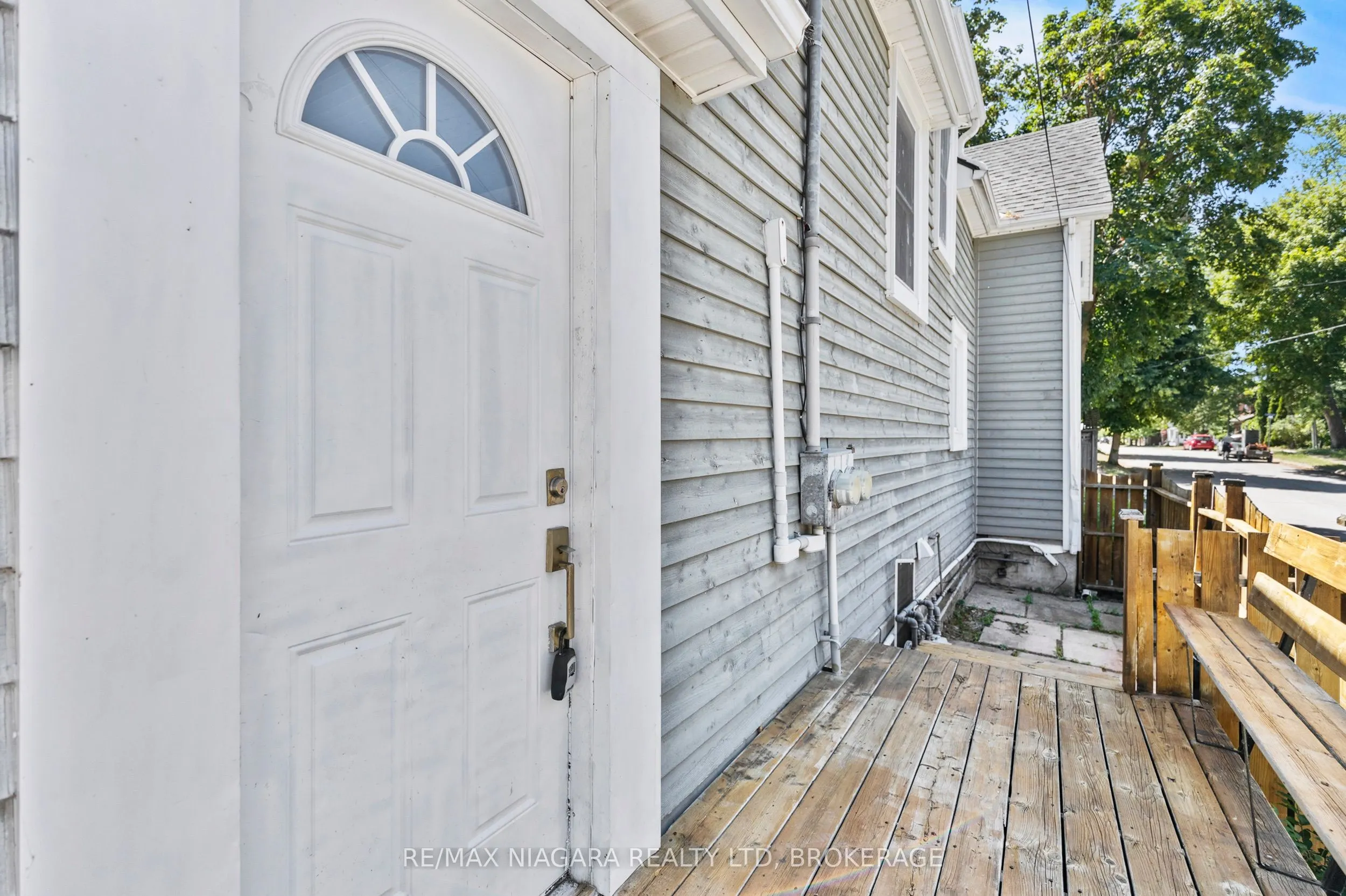 44 Forsythe Street