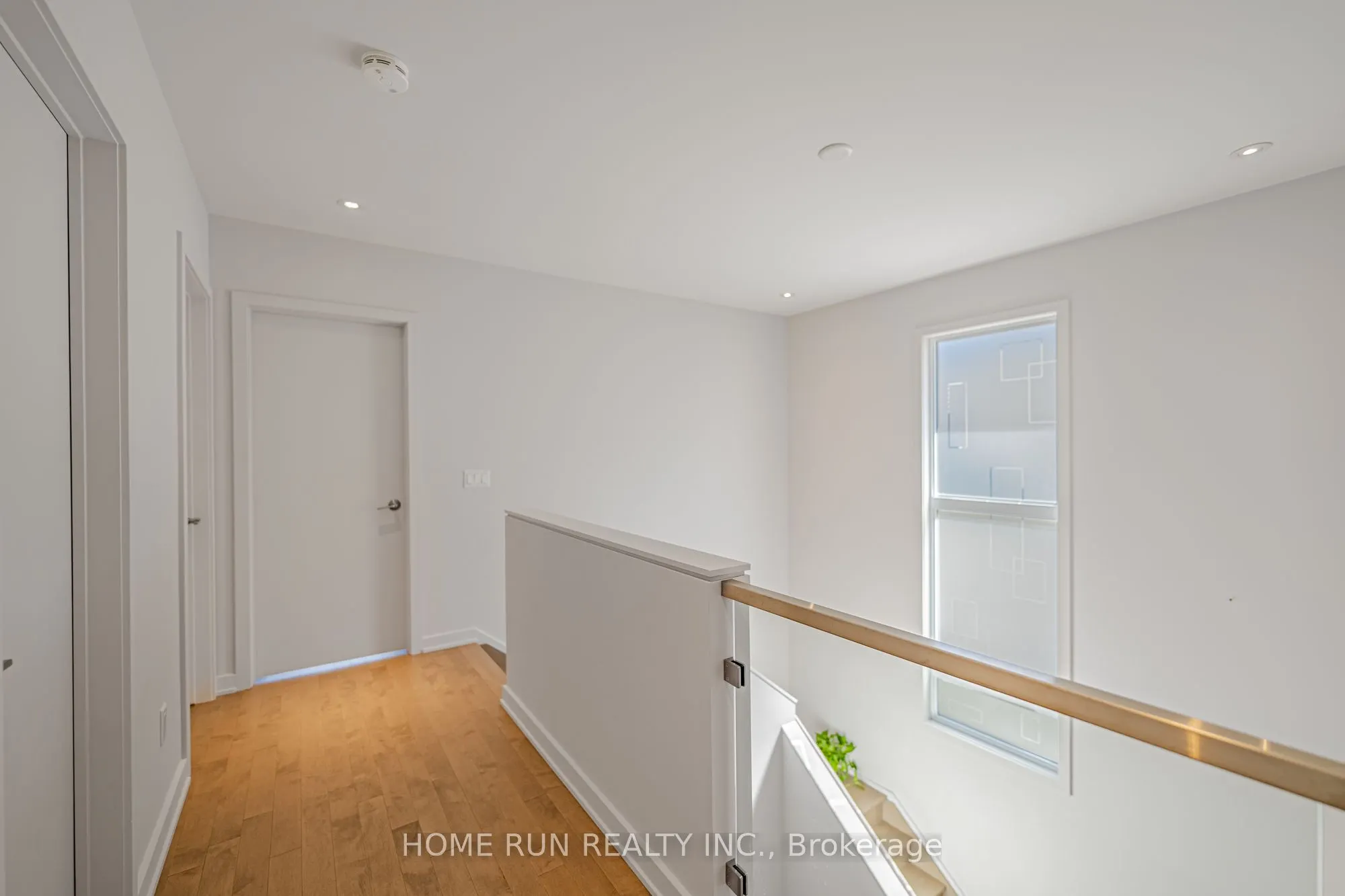 899 Ralph Hennessy Avenue