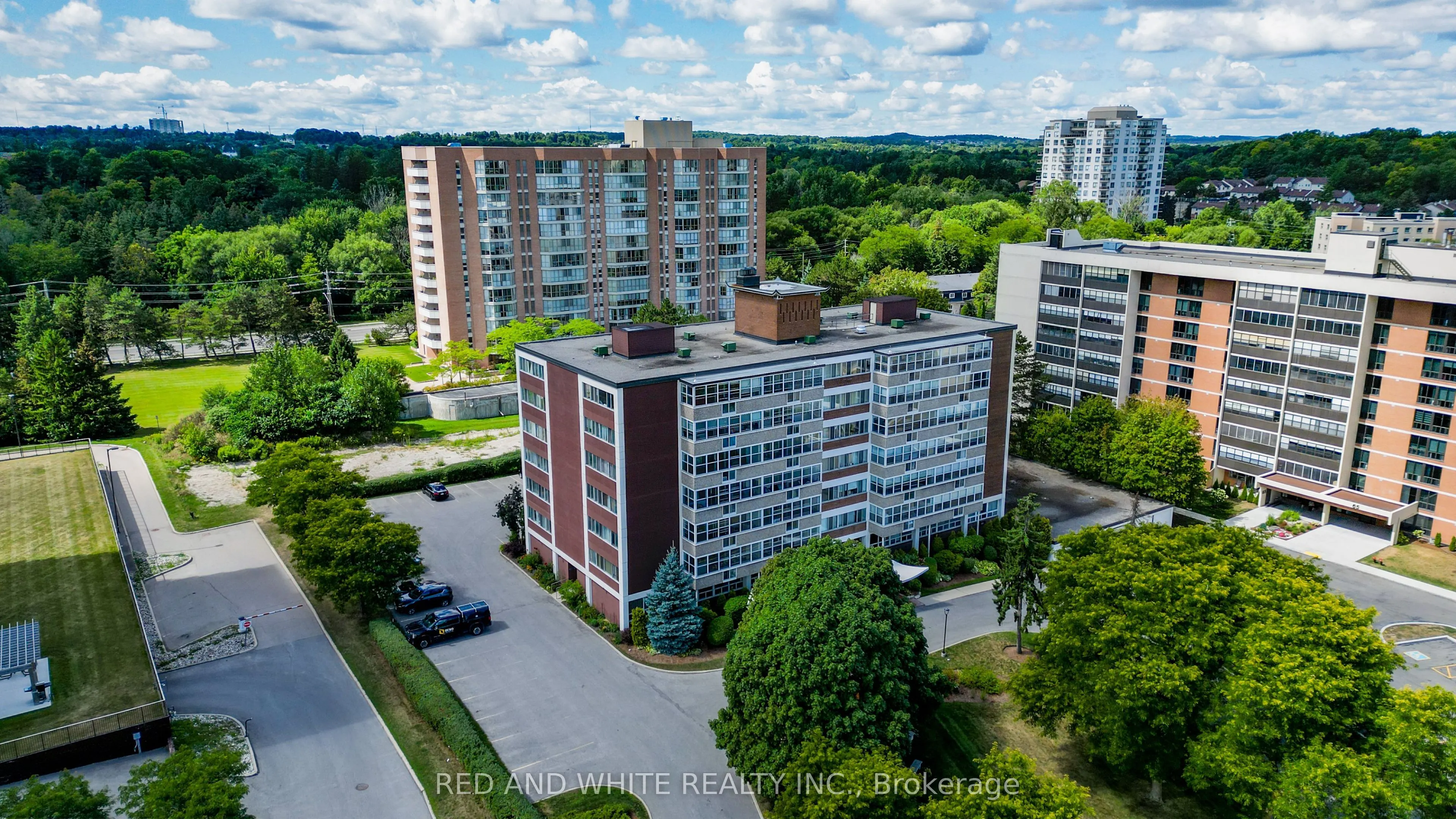 45 Westmount Road N, #407