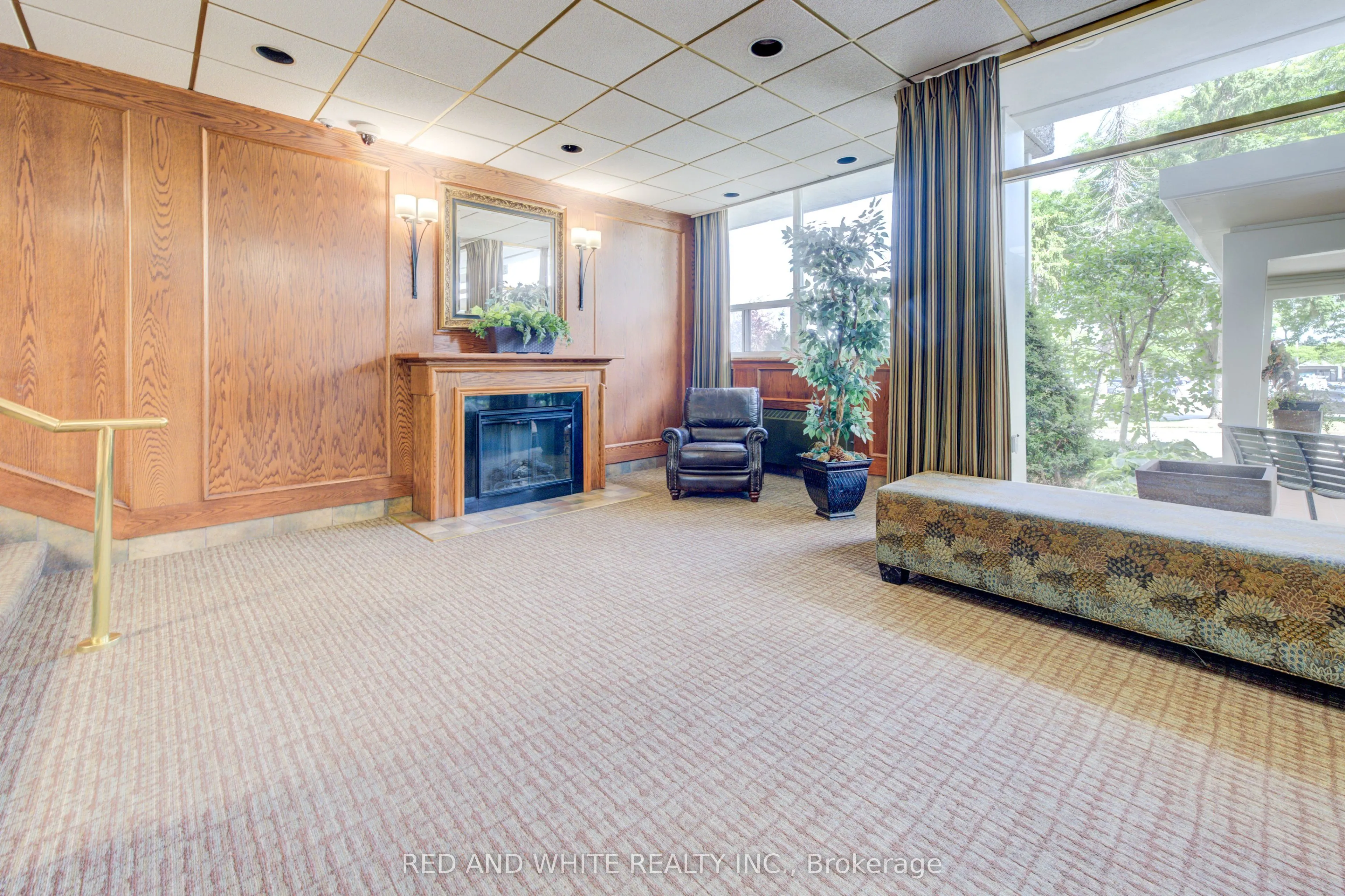 45 Westmount Road N, #407