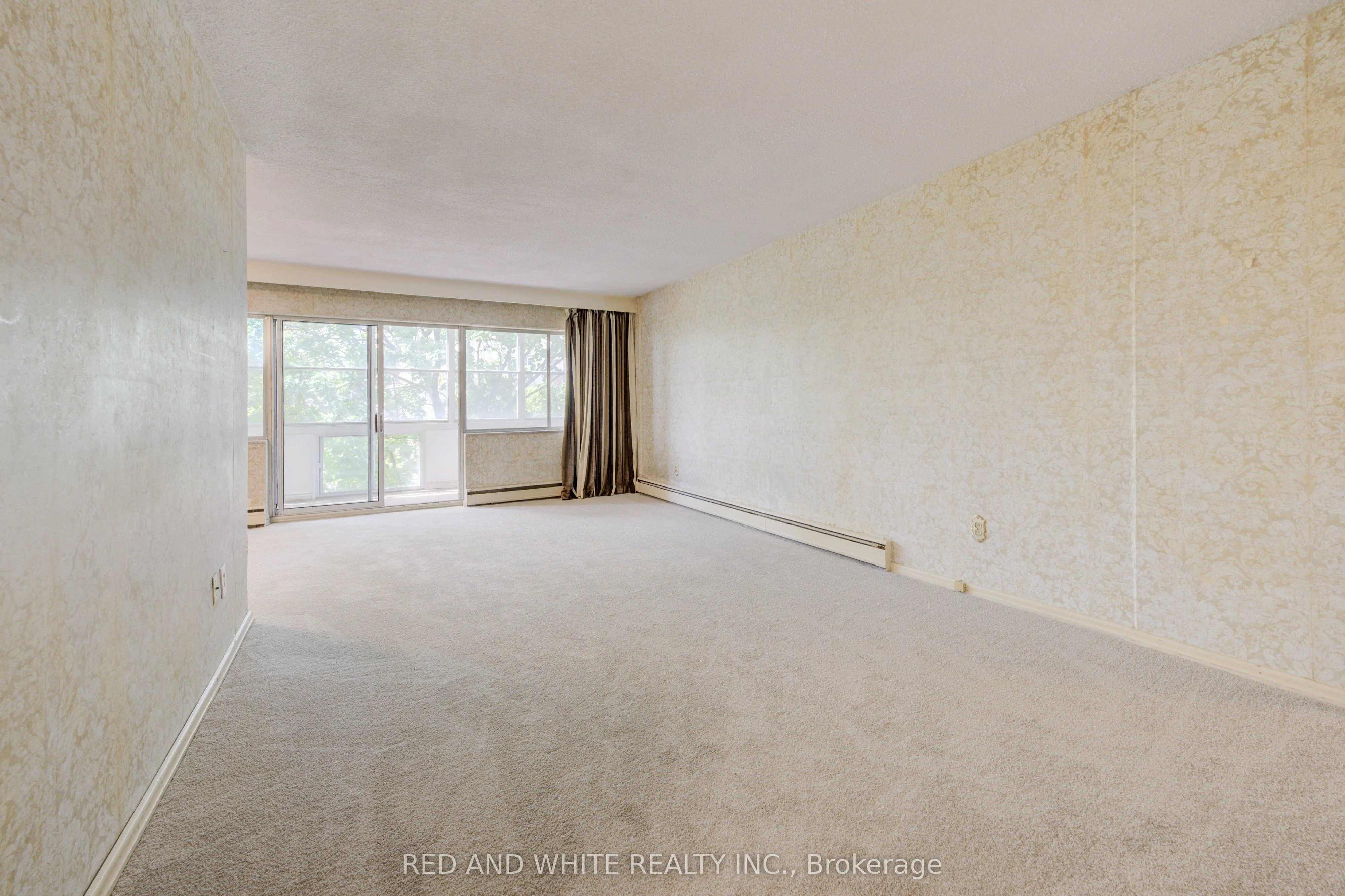 45 Westmount Road N, #407
