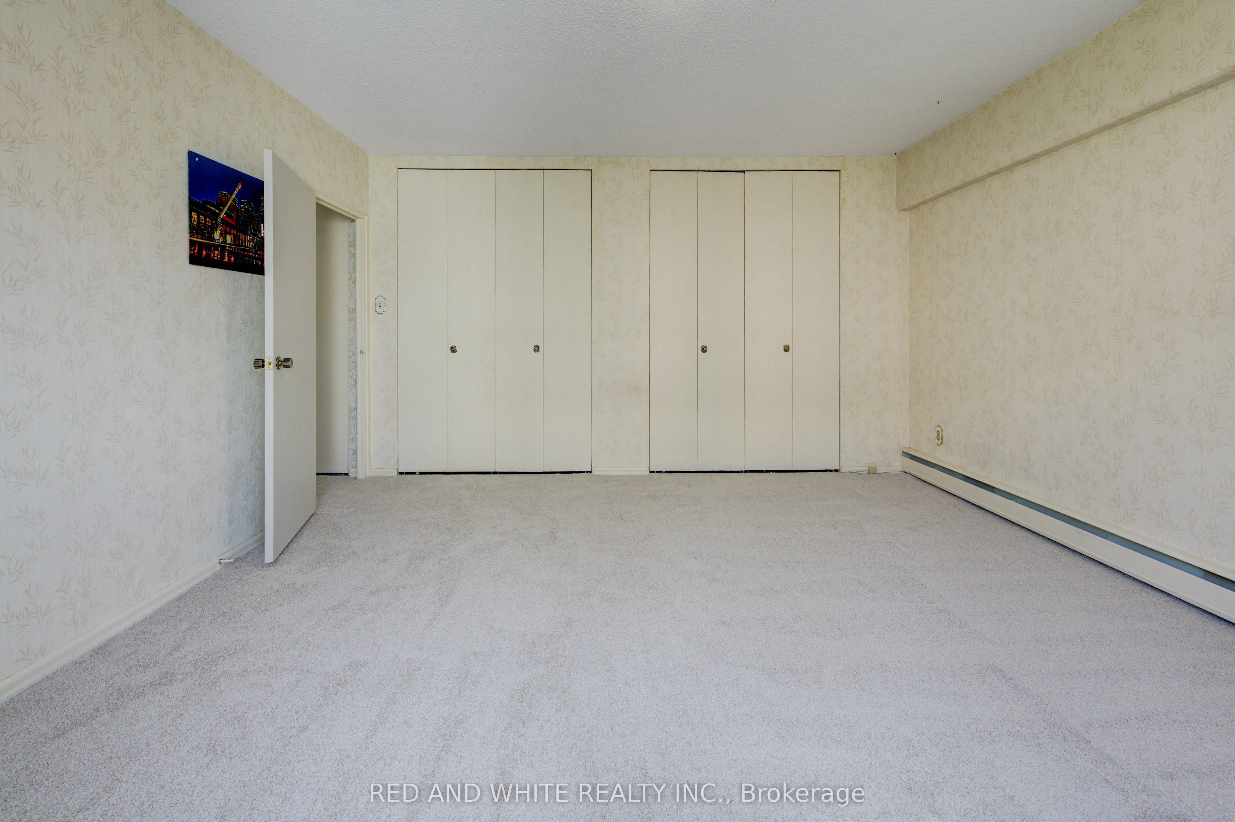 45 Westmount Road N, #407