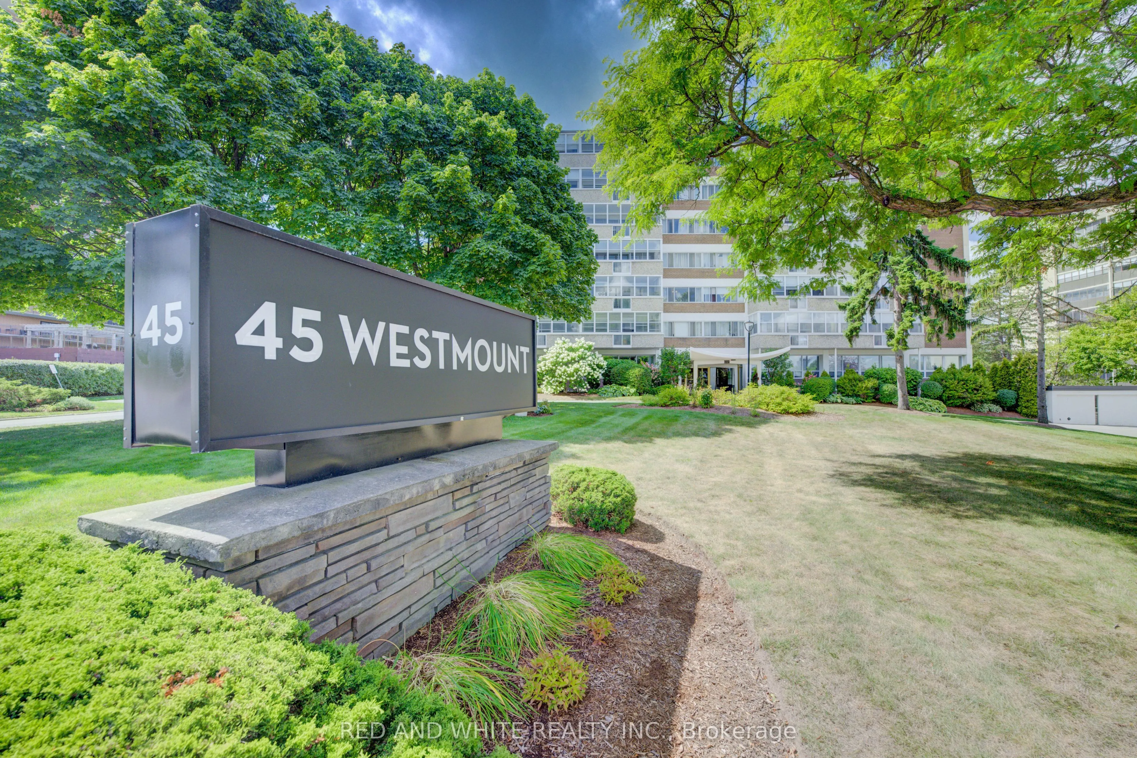 45 Westmount Road N, #407
