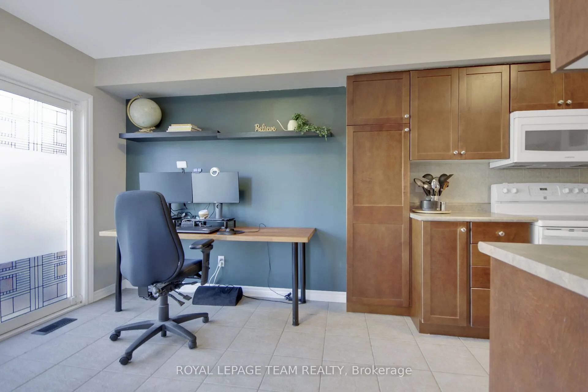 123 Talltree Crescent