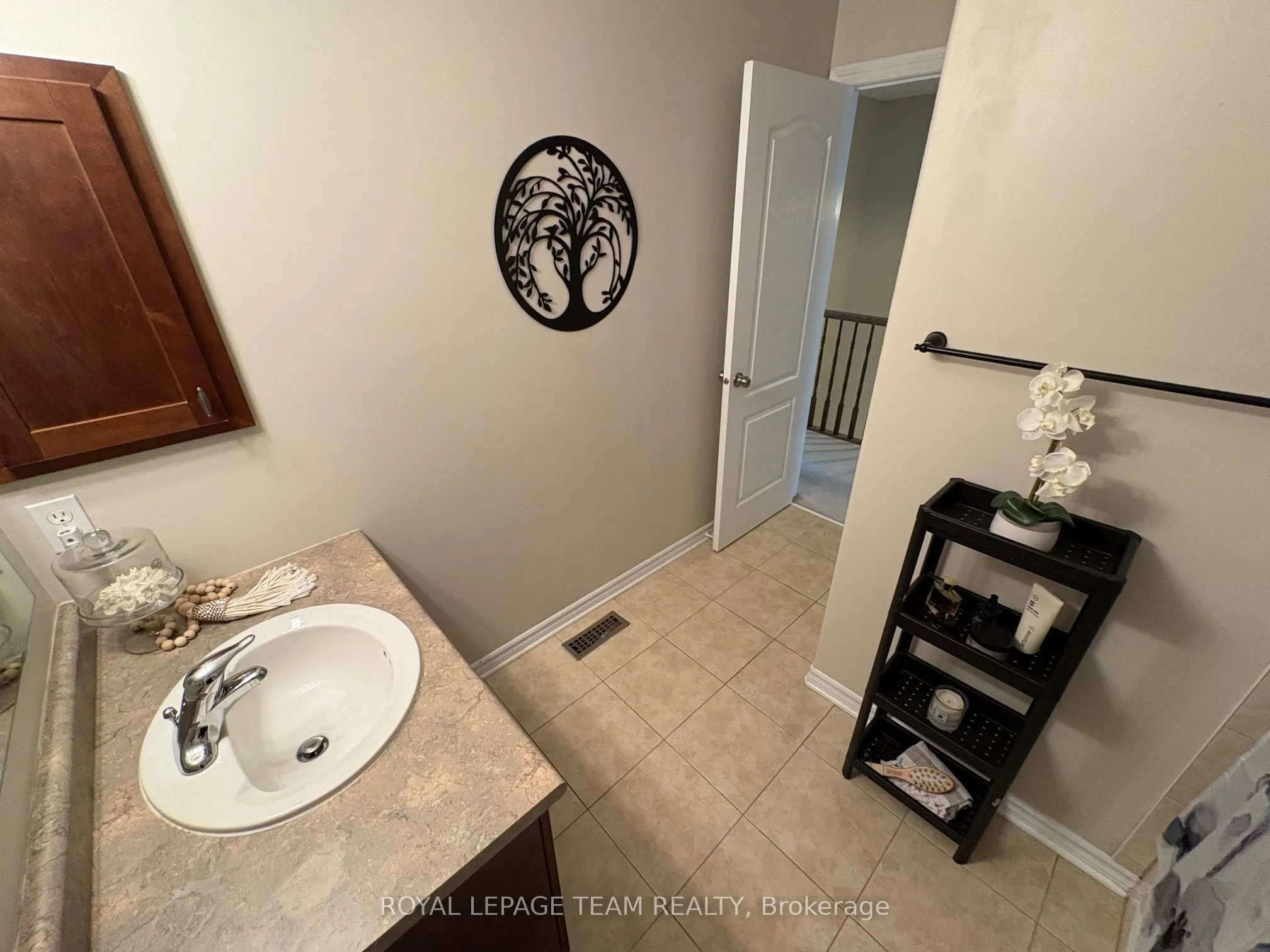 123 Talltree Crescent