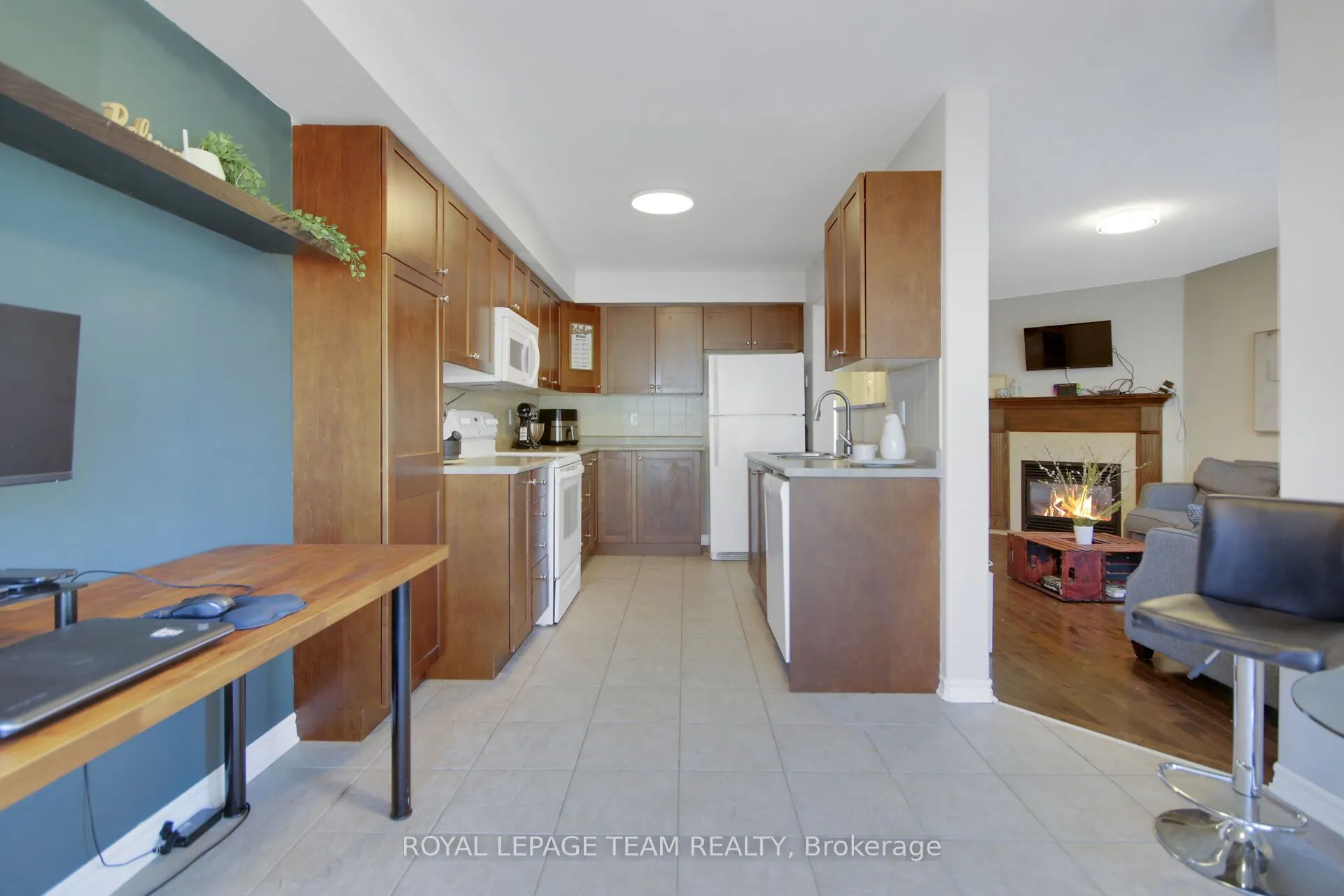 123 Talltree Crescent