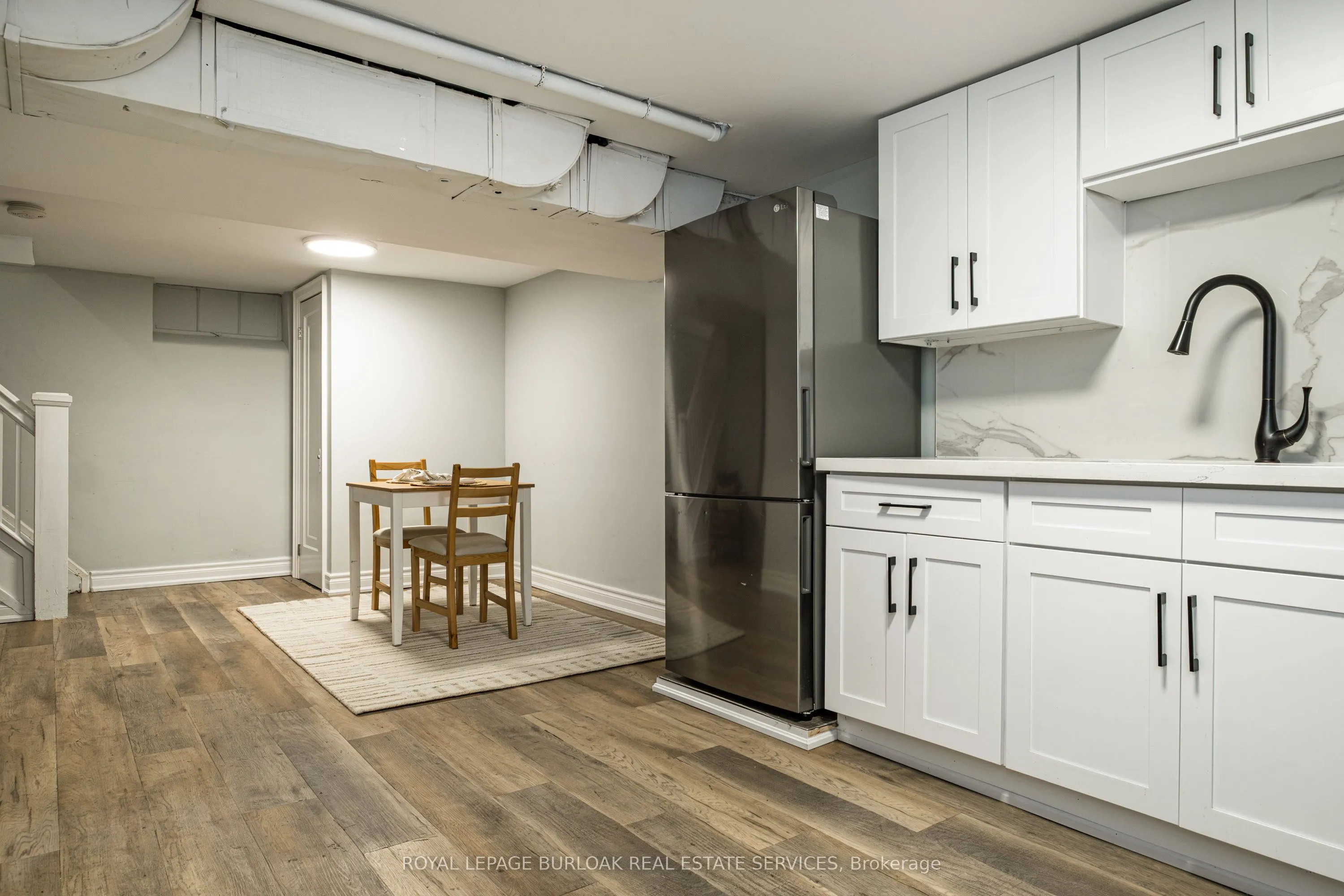 3 Oakwood Place