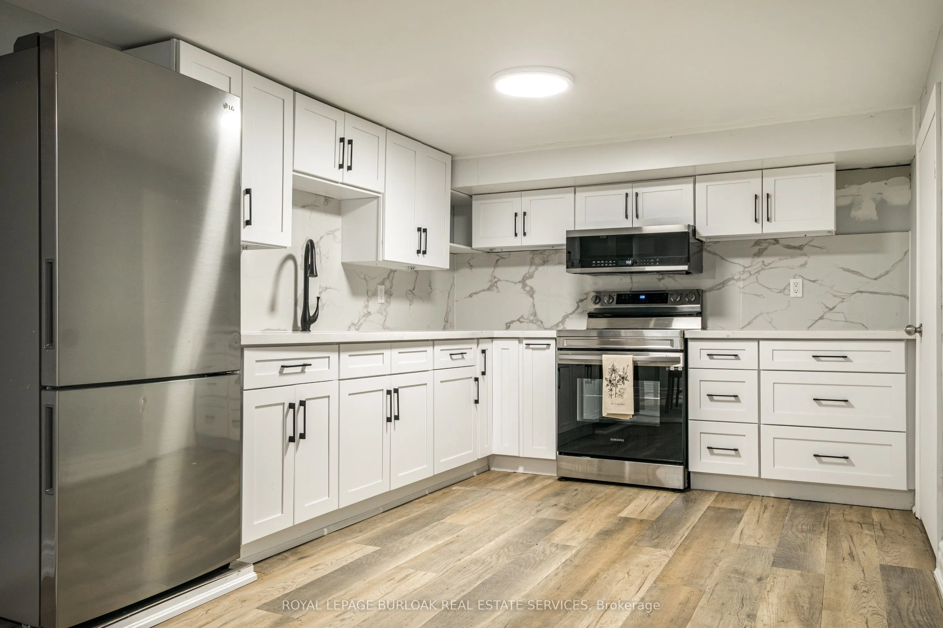 3 Oakwood Place