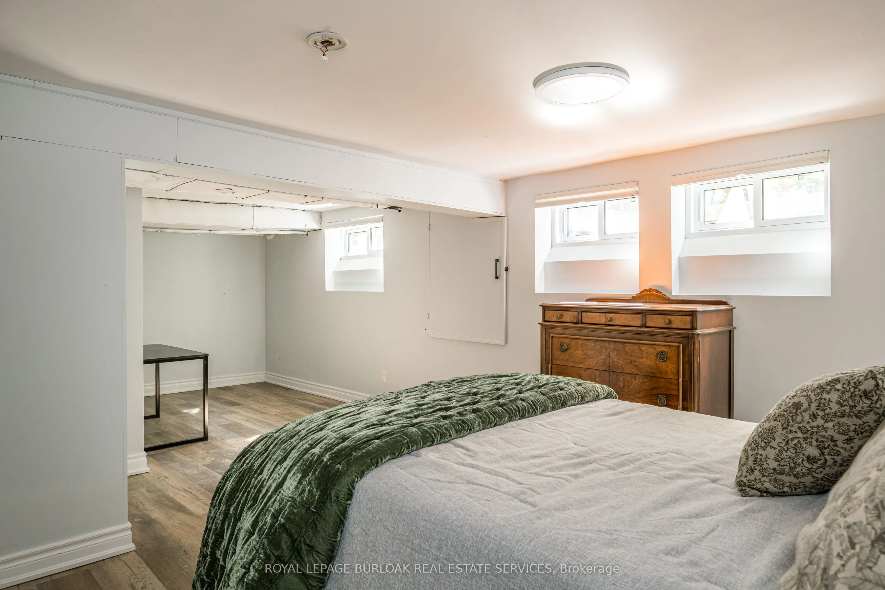 3 Oakwood Place
