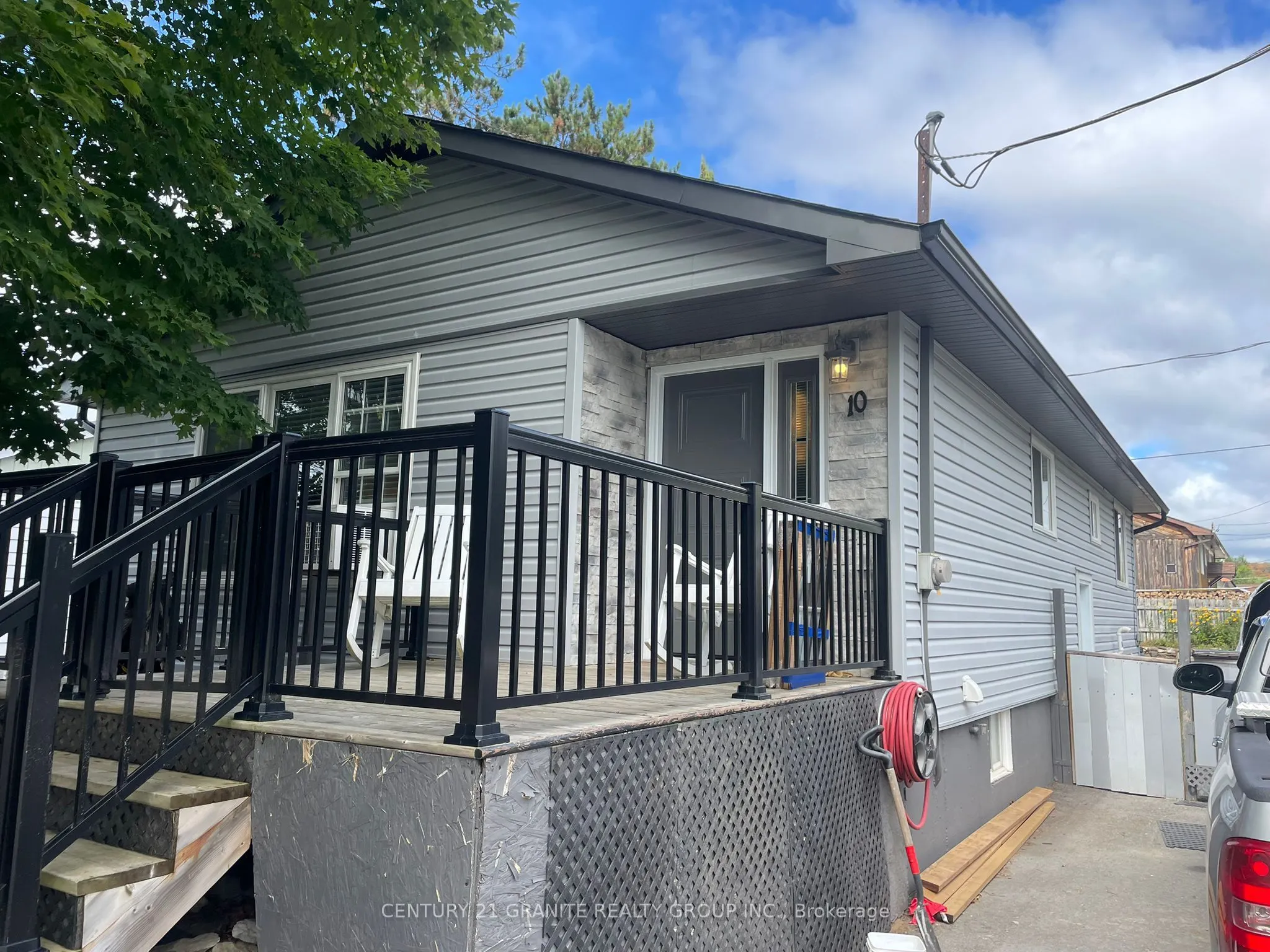 10 Magnolia Street