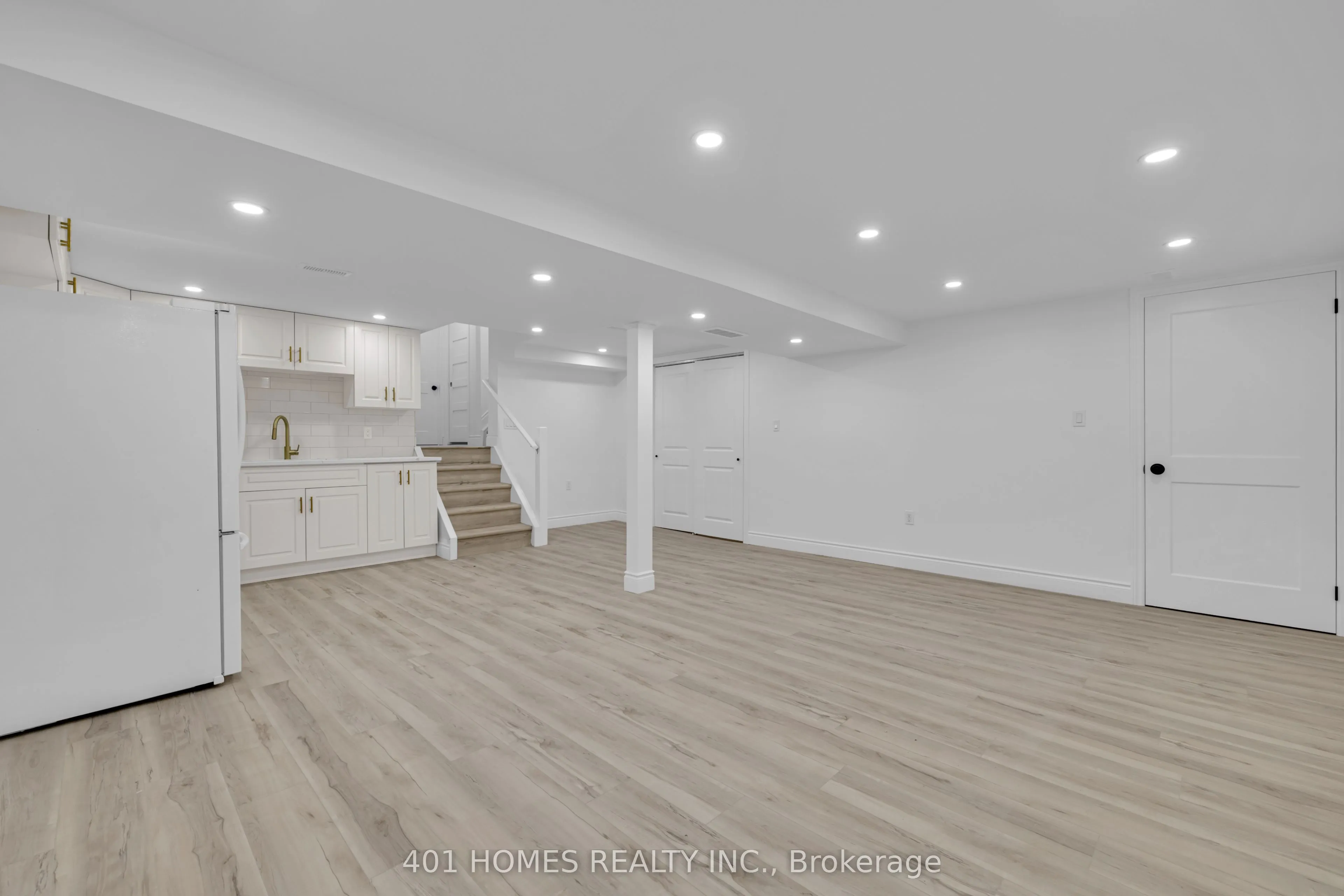 3090 Conservation Drive E